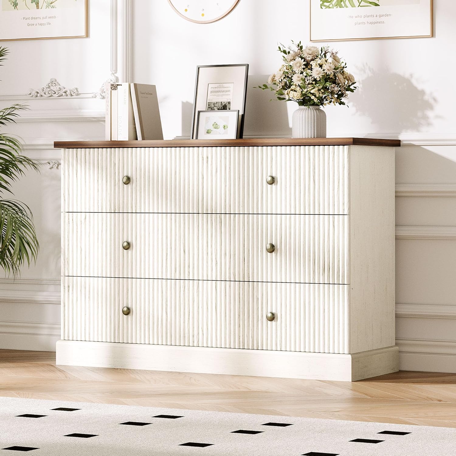 GarveeLife 6 Drawer Dresser for Bedroom Horizontal Chest of Drawers Fluted Panel Wood Dresser Small Space Bedroom Dresser for Clothing Storage