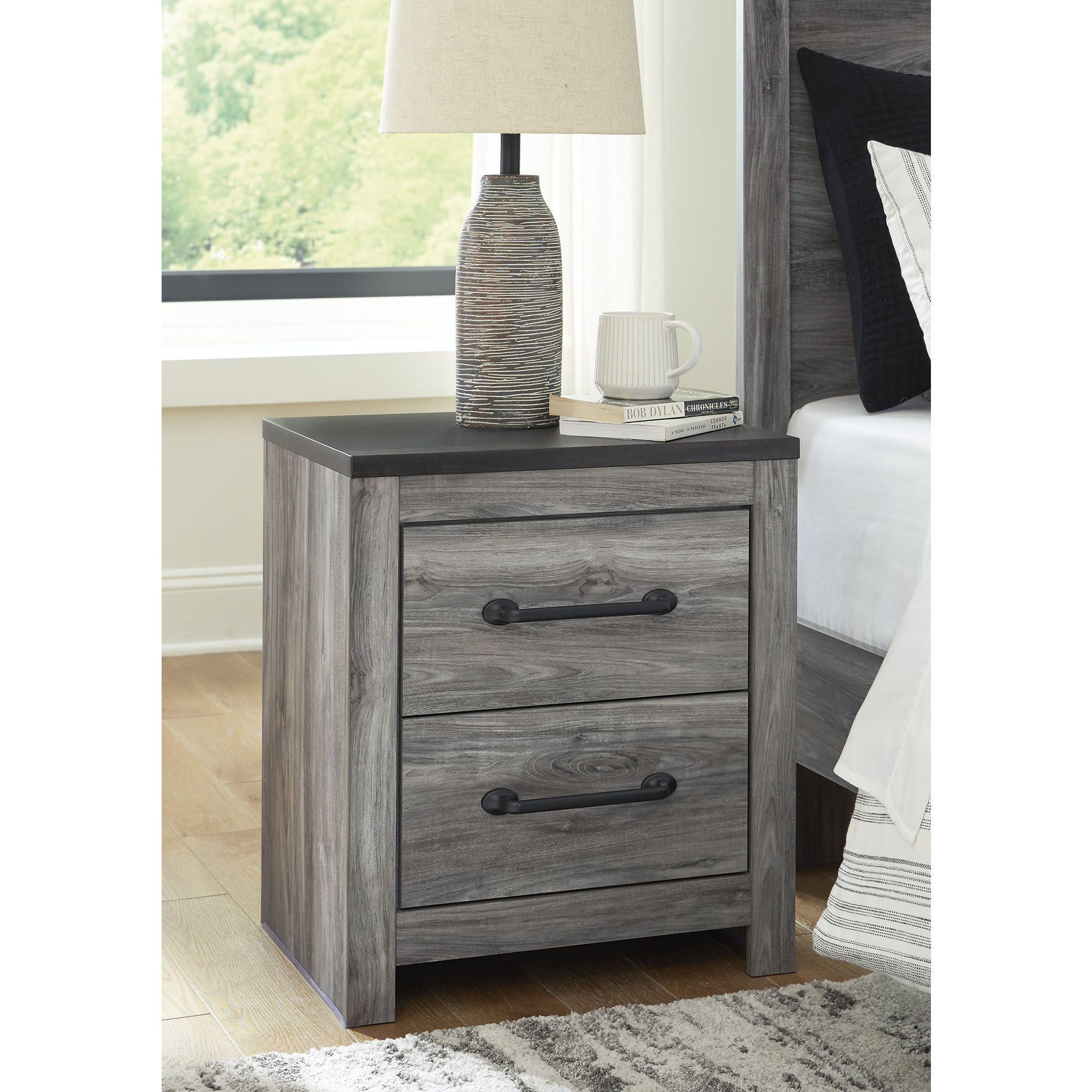 Signature Design by Ashley B1290-92 nightstands - View #2
