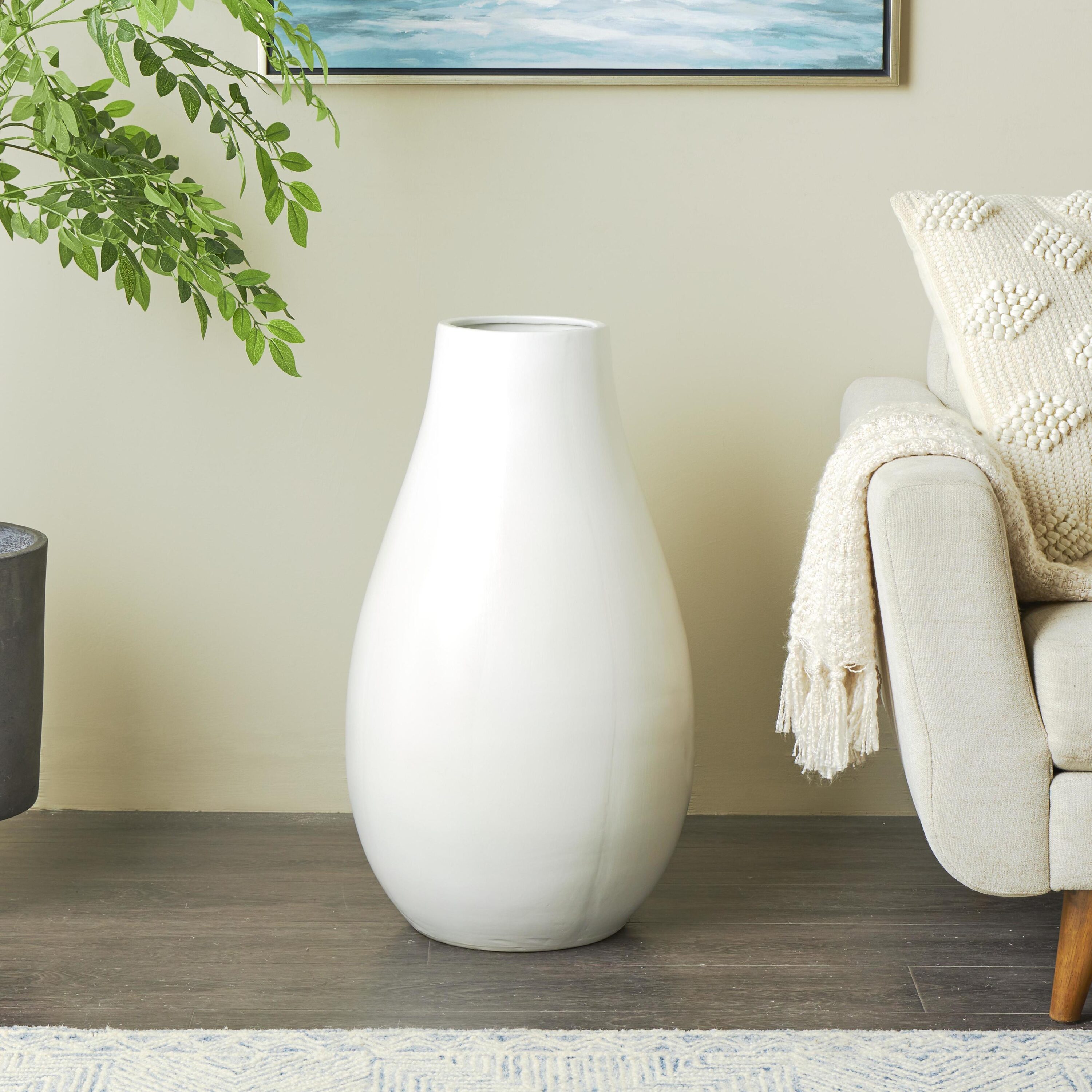 Grayson Lane 822429 White Ceramic Modern Vase