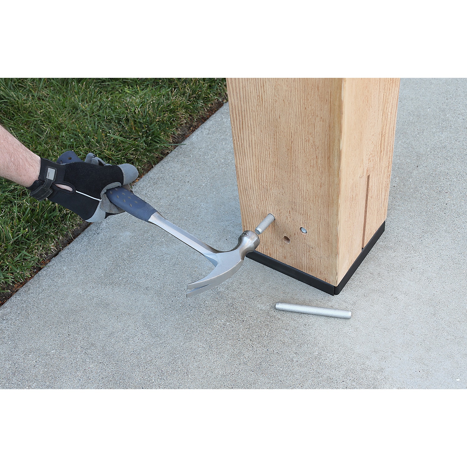 Simpson Strong-Tie CPT 8-in x 8-in Zmax Wood To Concrete (Retrofit ...