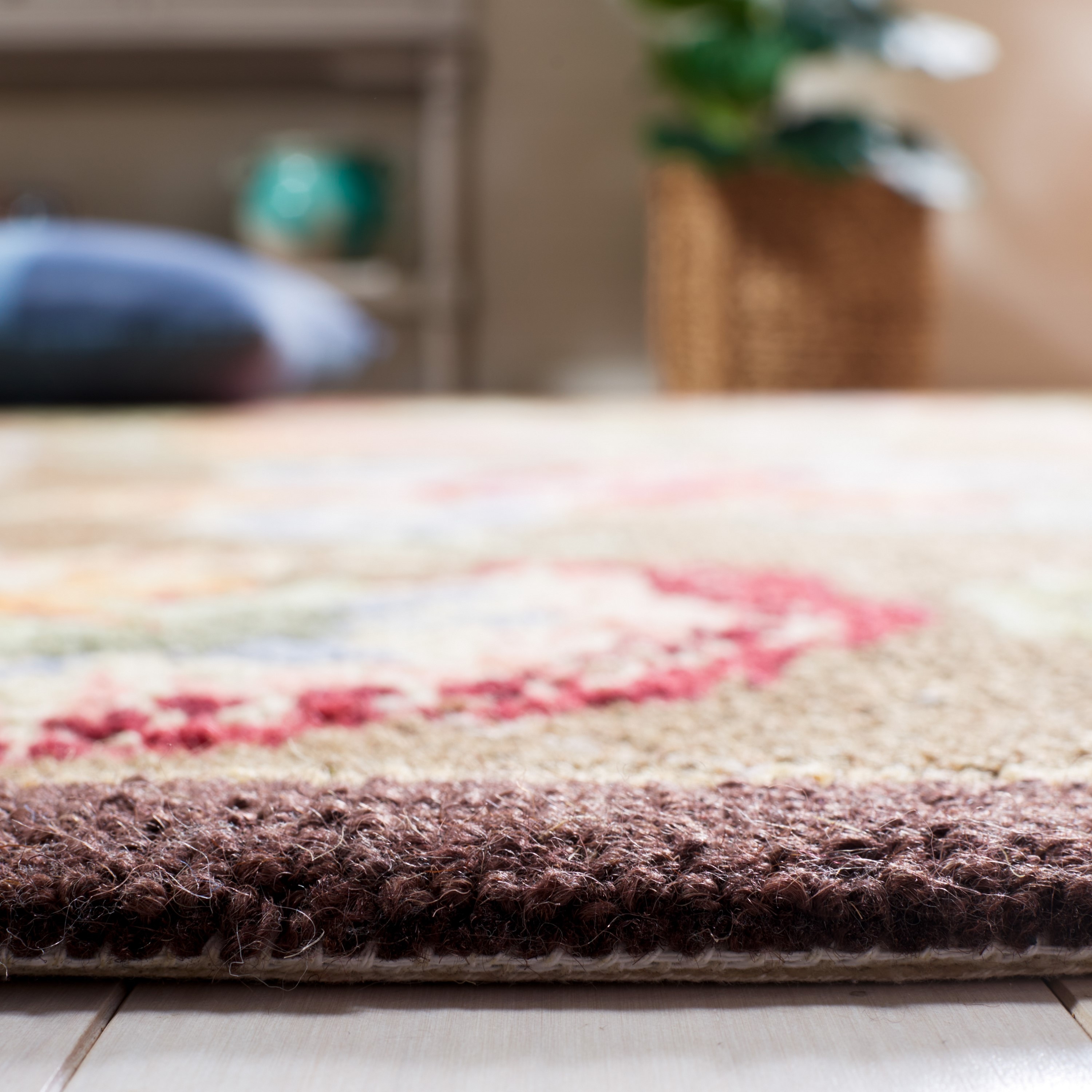 Safavieh HK331B-4 rugs - View #4