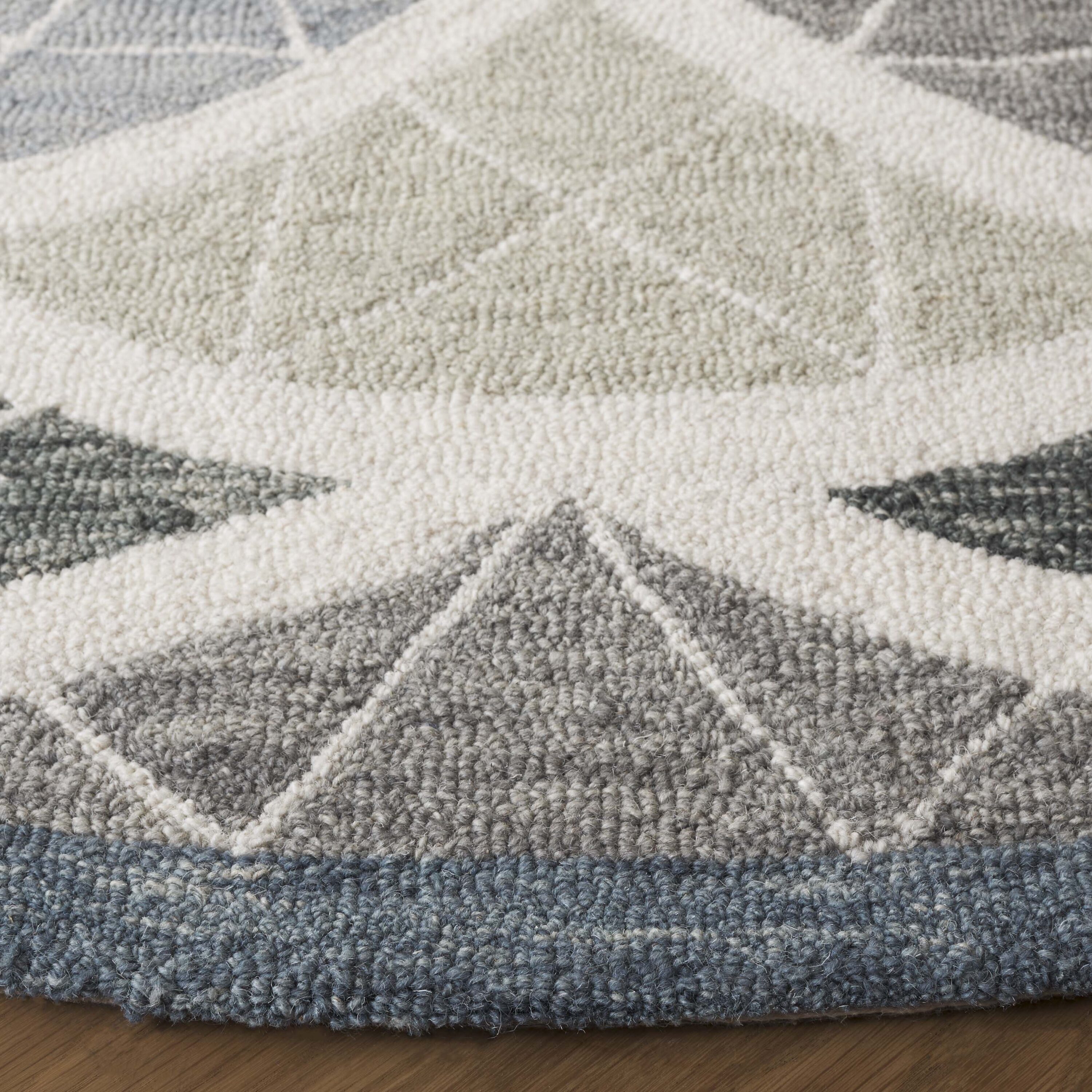 Safavieh NOV110F-4R rugs - View #4