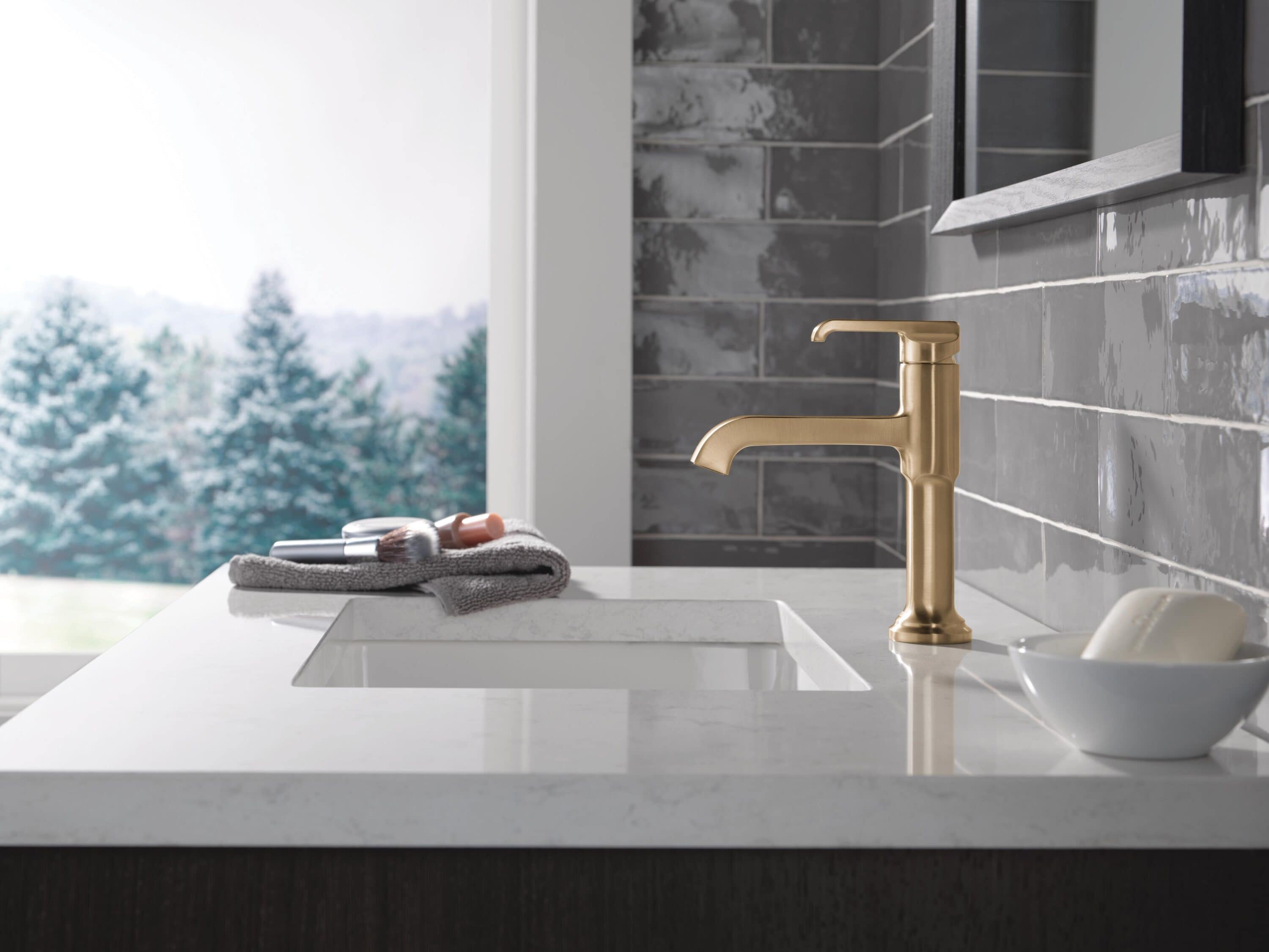 Delta 589-CZ-PR-DST Lavatory-Faucets - View #10
