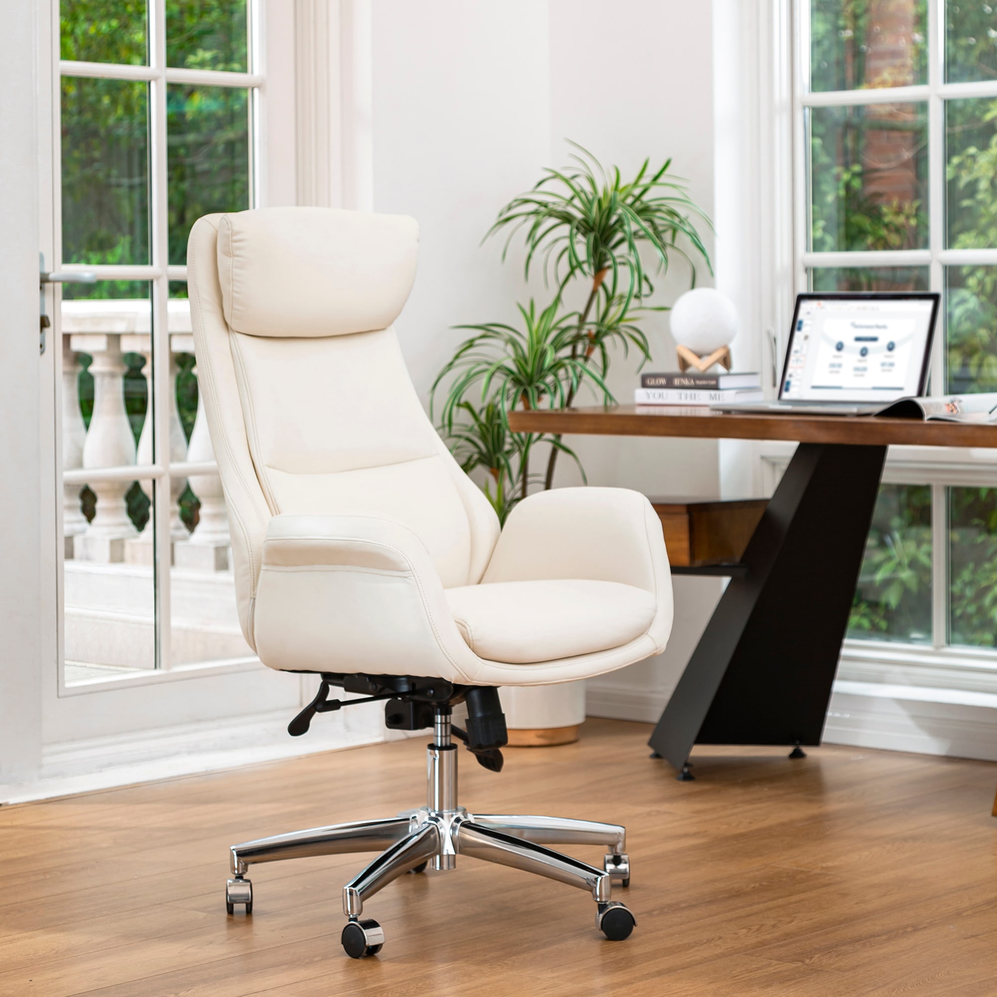 Contemporary Classic High Back Padded Office Chair in Cream