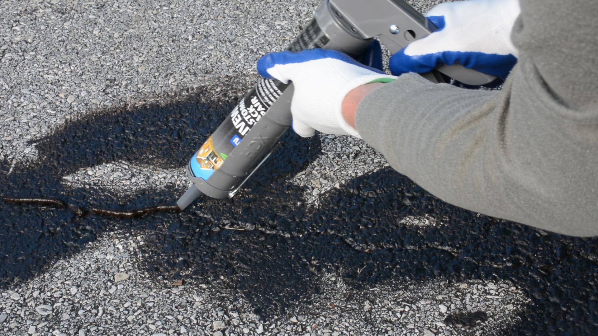 Henry Company HE308004 Asphalt-Crack-Filler - View #3