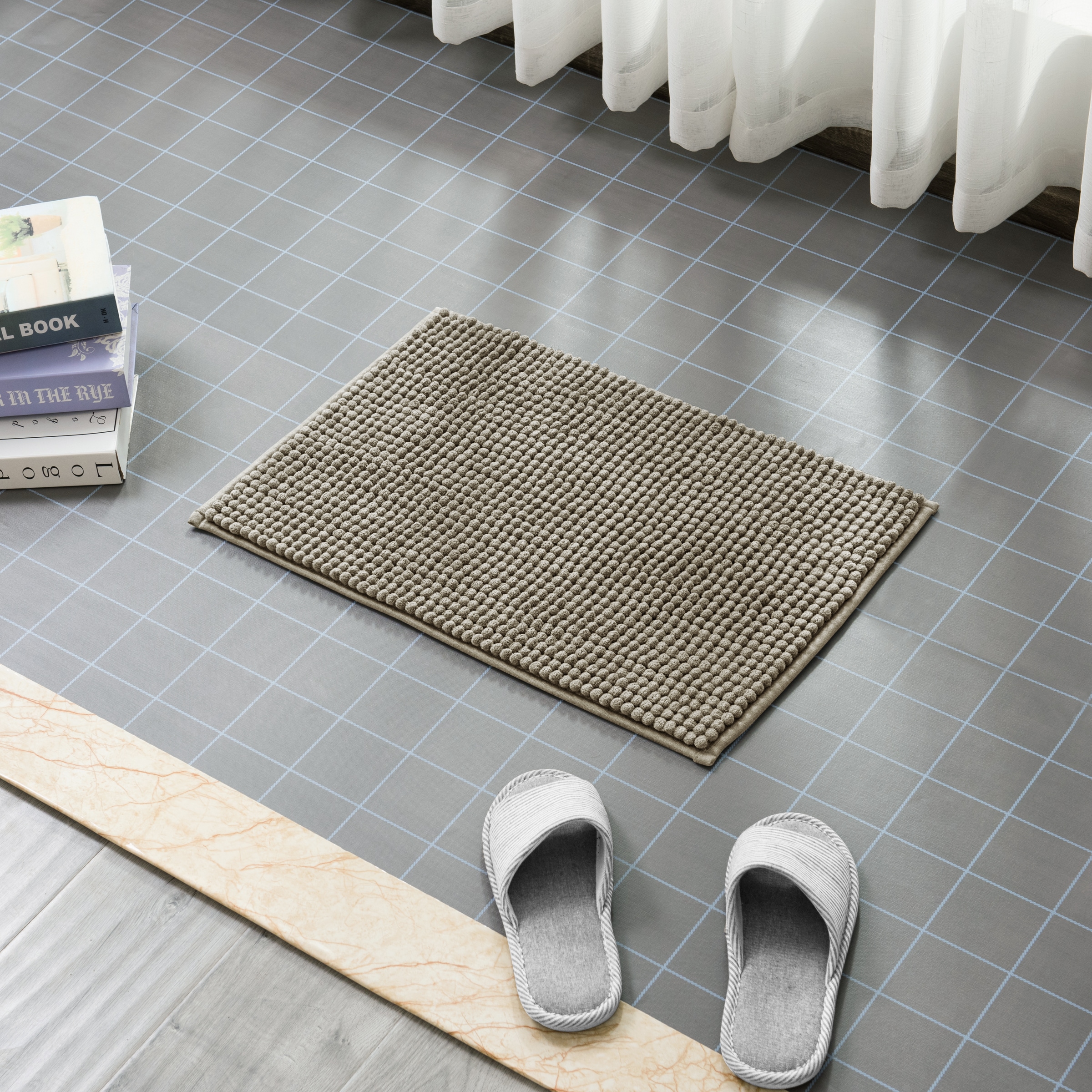  Internet's Best Microfiber Chenille Bath Mat - Non Slip Bathroom  Rug - Soft Absorbent Carpet - Fast Drying Shower (24 x 17, Gray) : Home &  Kitchen