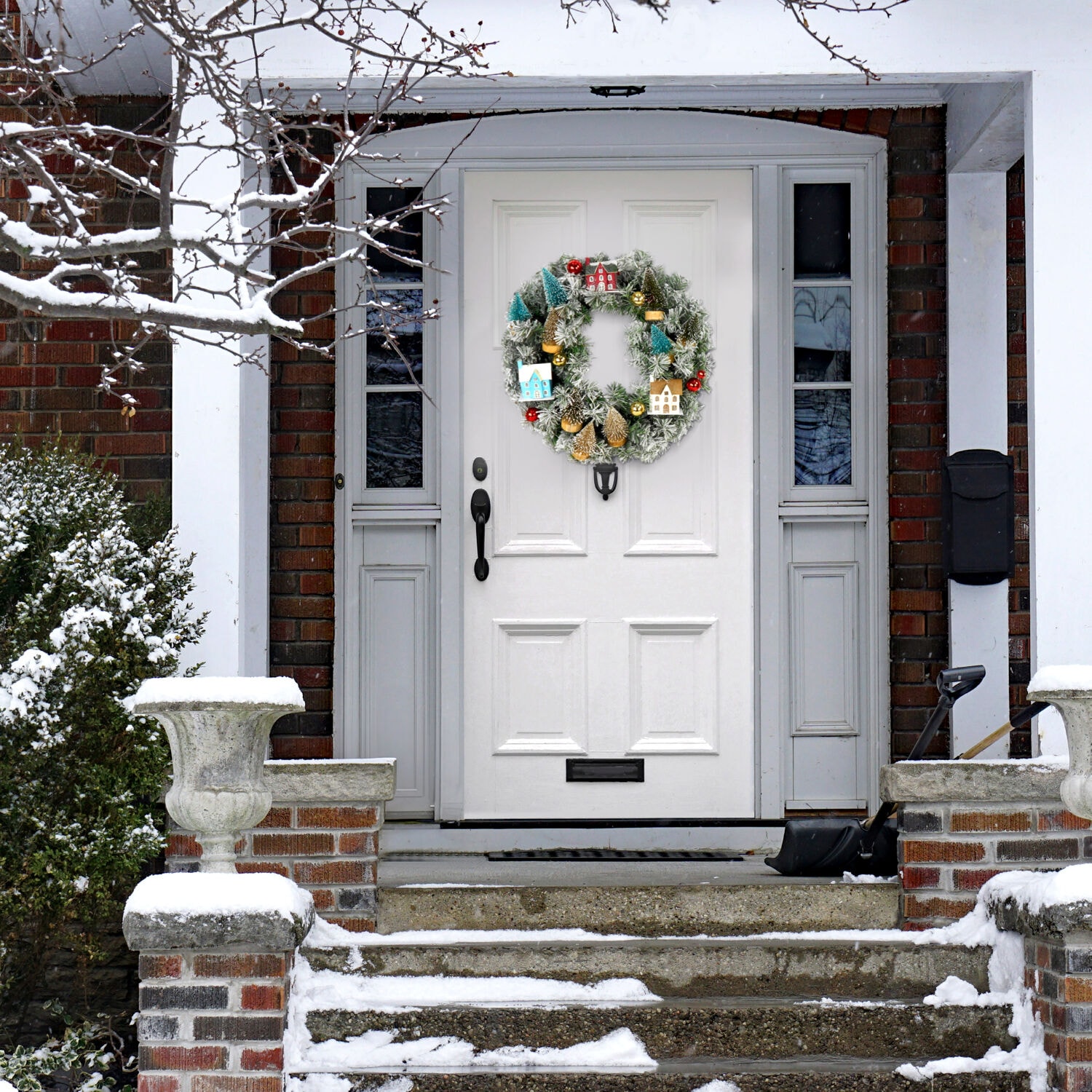 Fraser Hill Farm FF024CHWR002-0MLT Artificial-Christmas-Wreaths - View #5