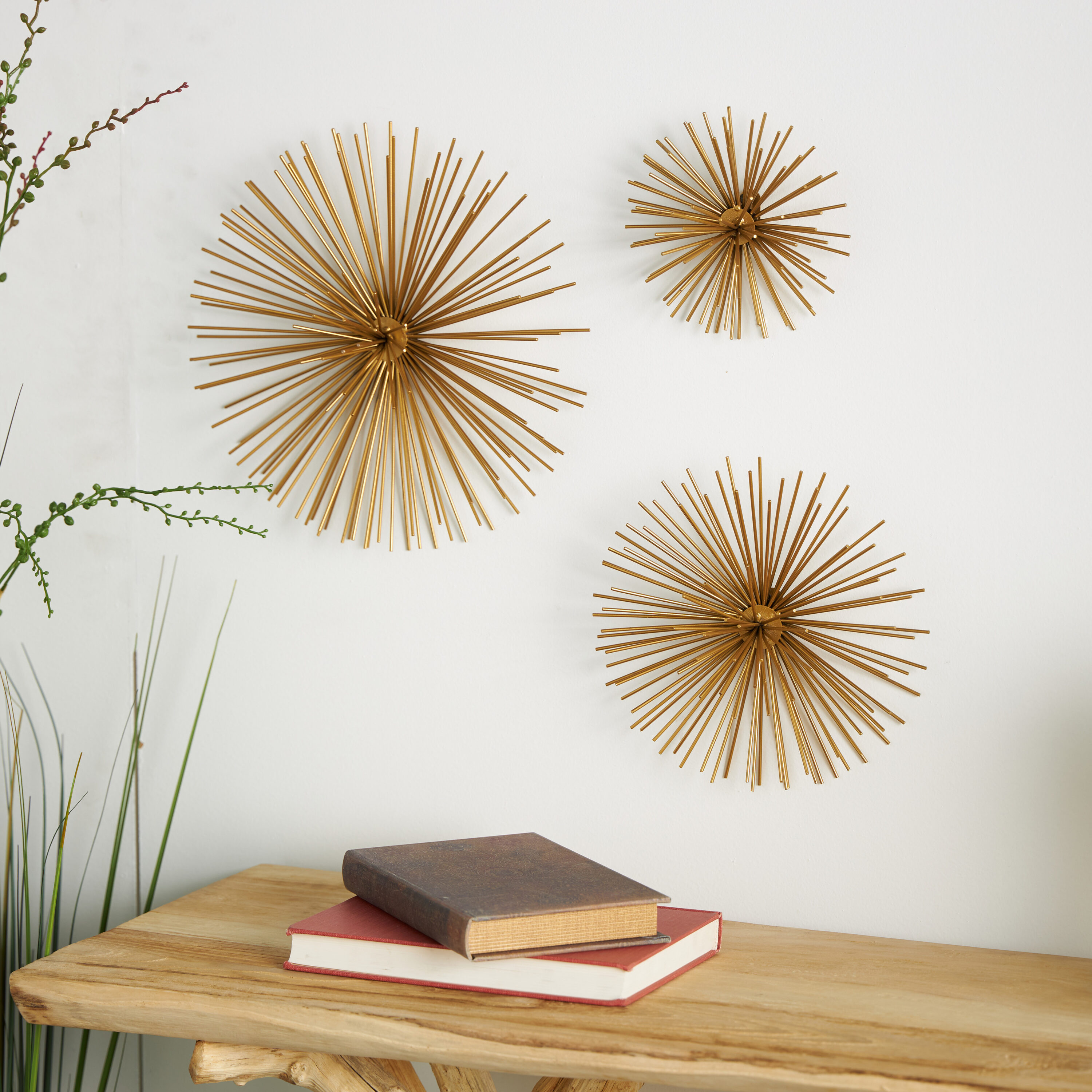 Grayson Lane 50370 12-in W x 12-in H Metal Starburst 3D Abstract Wall sculpture