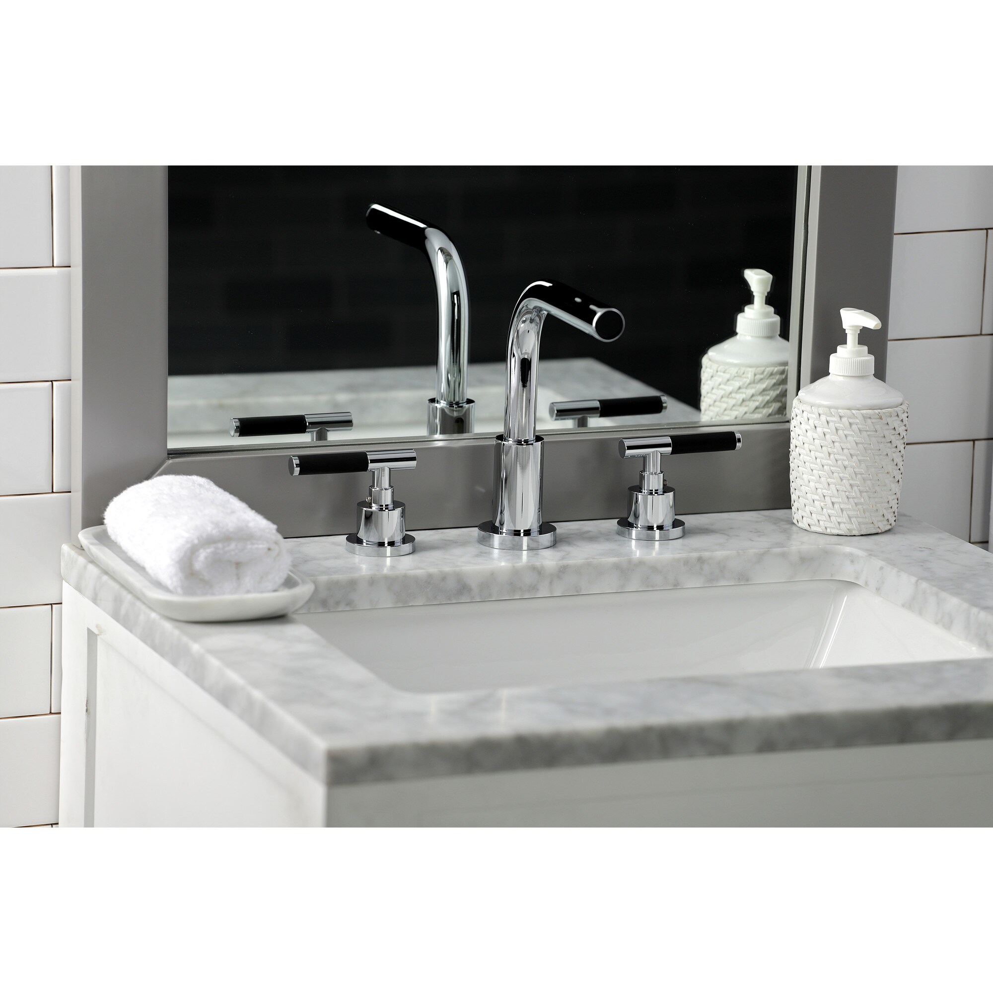 Kingston Brass WLFSC8951CKL Kaiser Polished chrome Widespread 2-handle High-arc Residential Handle Bathroom Sink Faucet with Drain