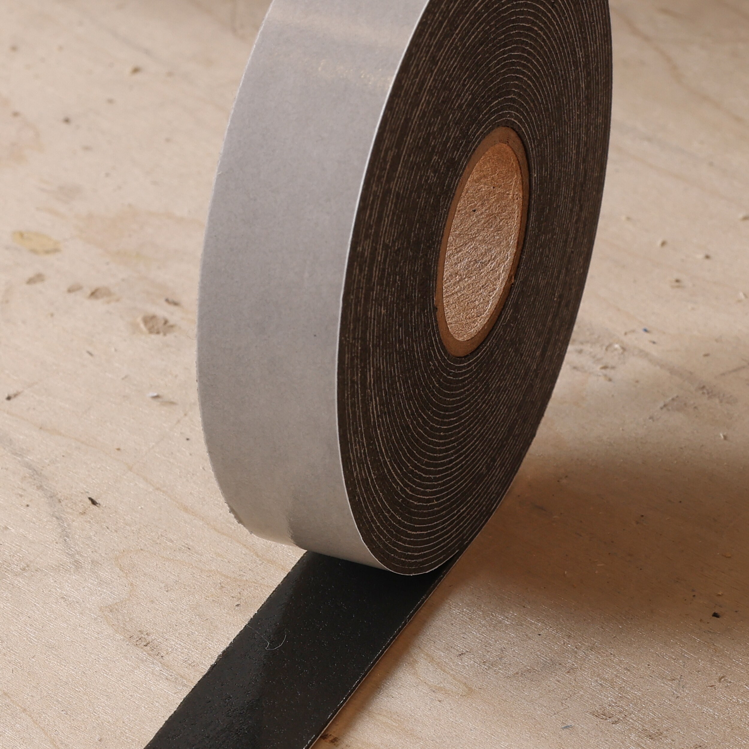 Scotch-Mount Indoor Double-Sided Mounting Tape 0.5-in x 6.5-ft Double-Sided  Tape