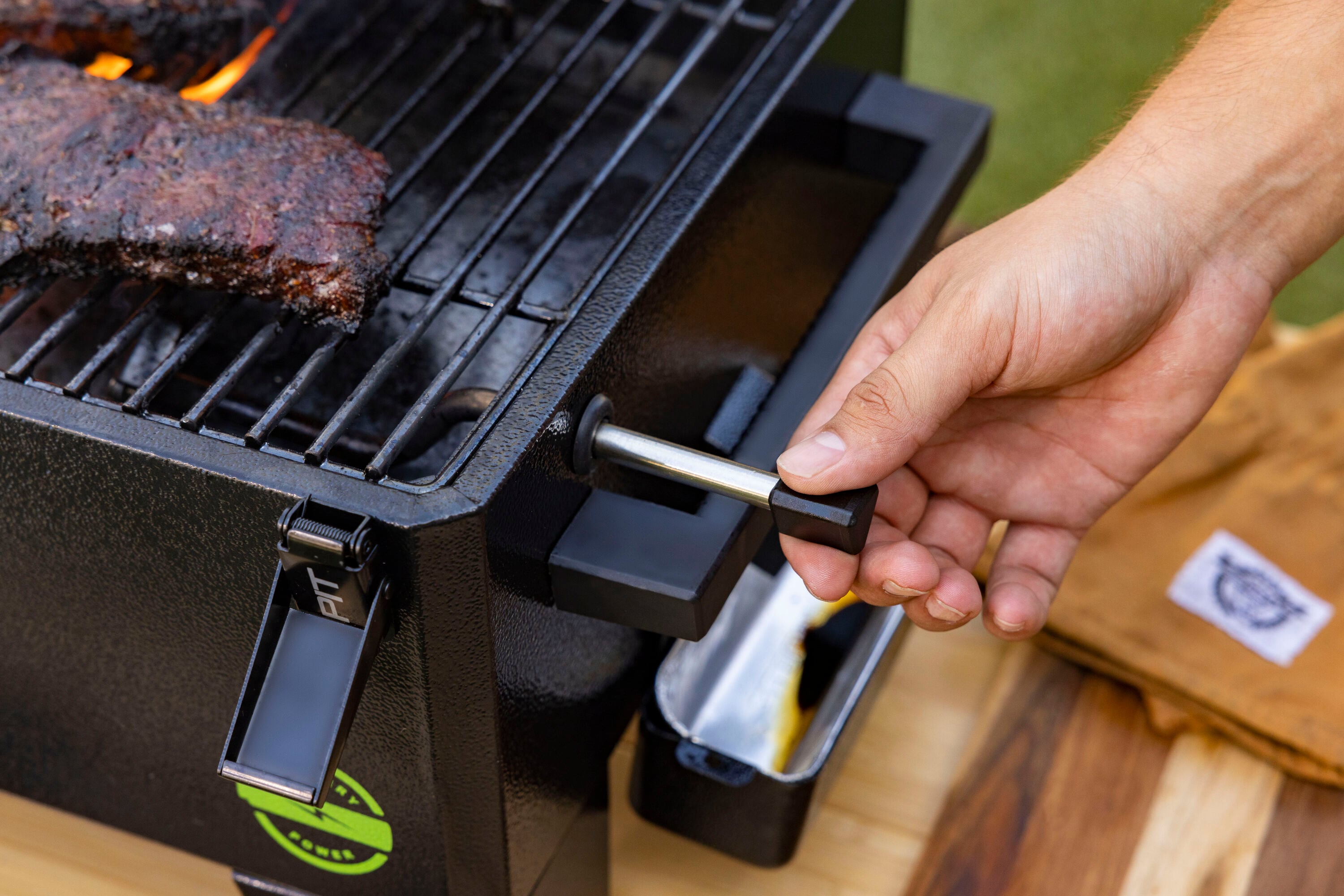 Pit Boss® Portable Battery Powered Wood Pellet Grill