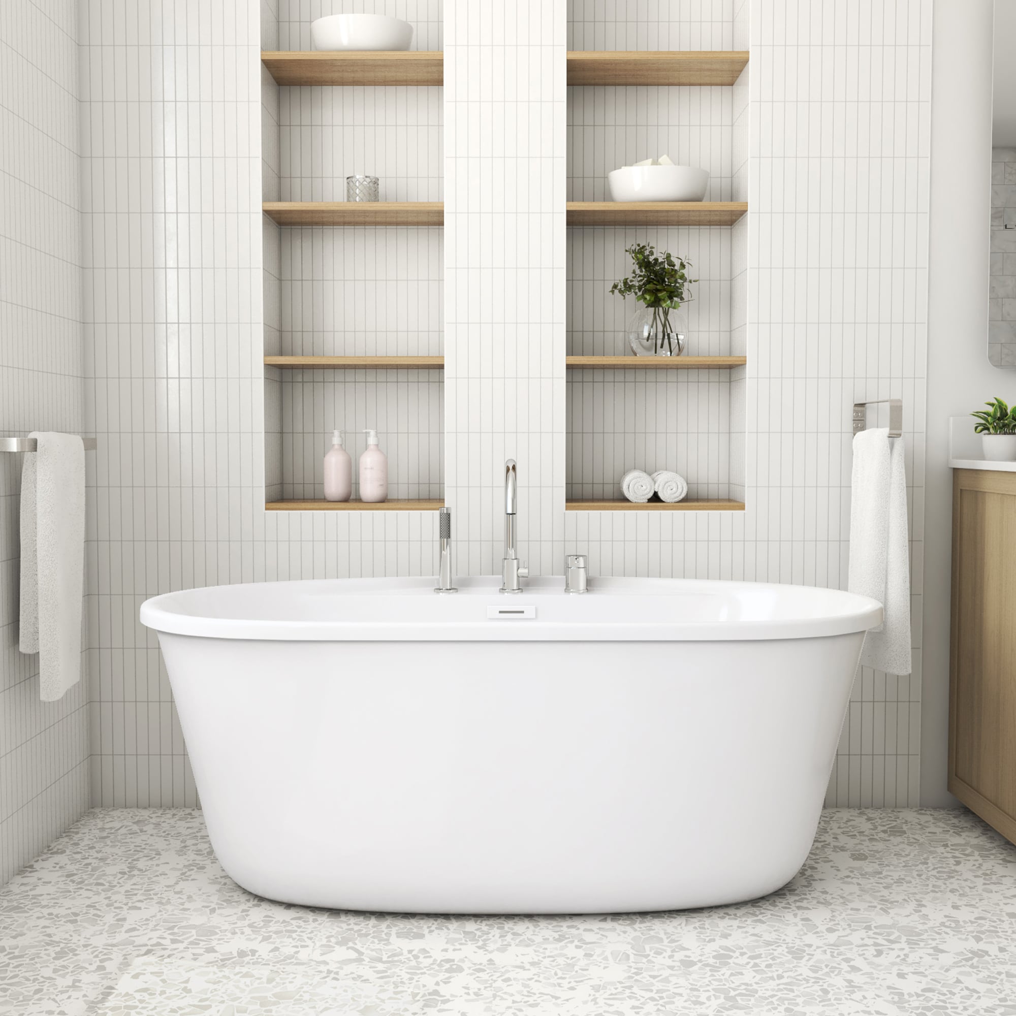 MAAX 106839-000-002-102 Emica 32-in x 58-in Chrome Acrylic Round Freestanding Soaking Bathtub with Faucet Hand Shower with Drain ( Center Drain )