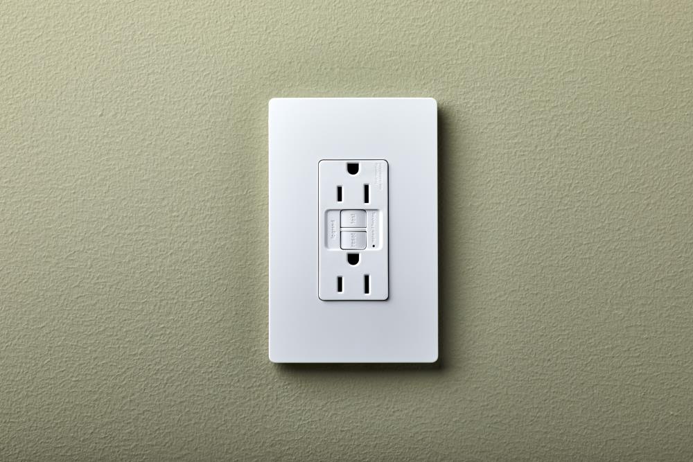Pass & Seymour/Legrand 1597TRW receptacles - View #4