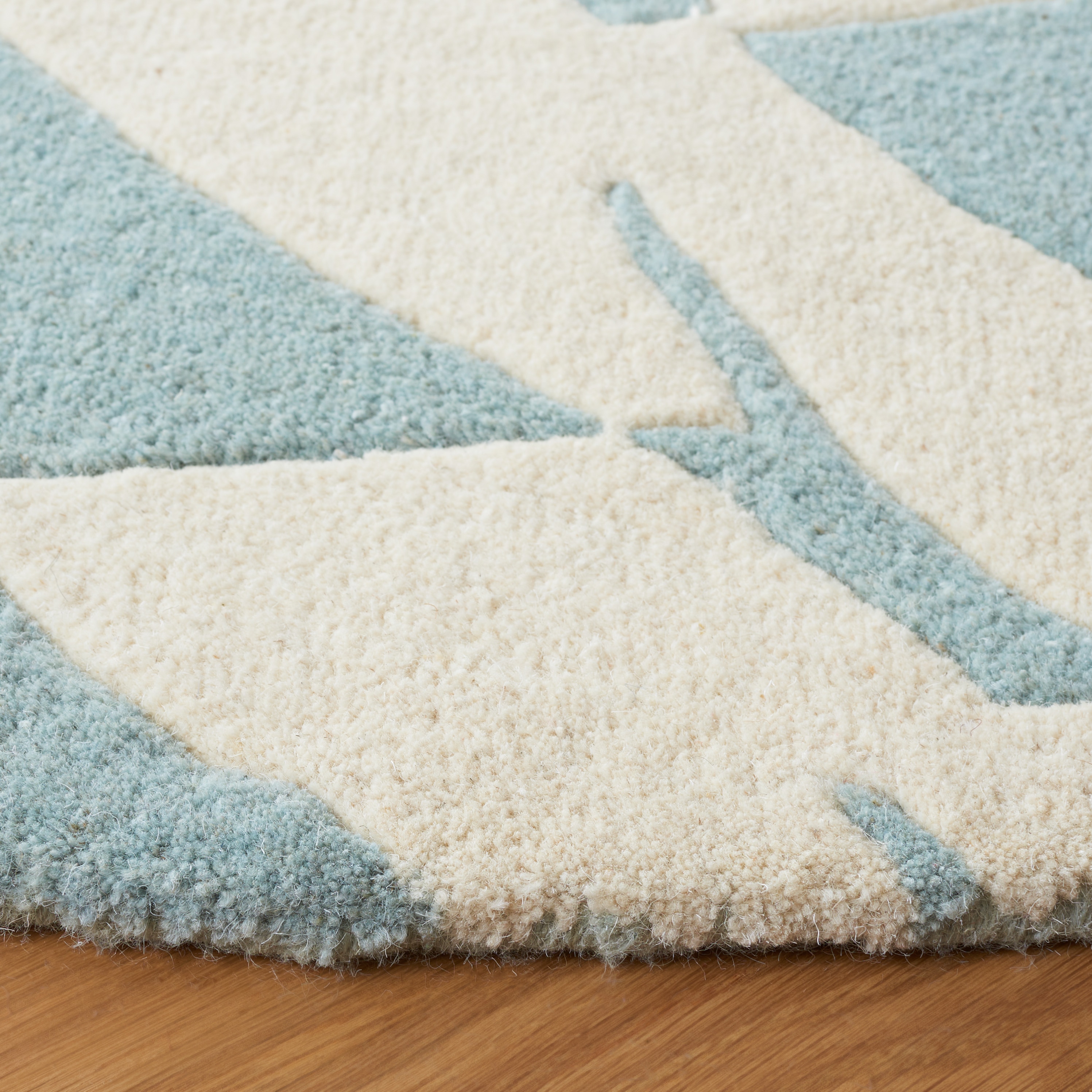Safavieh SOH763A-6R rugs - View #3