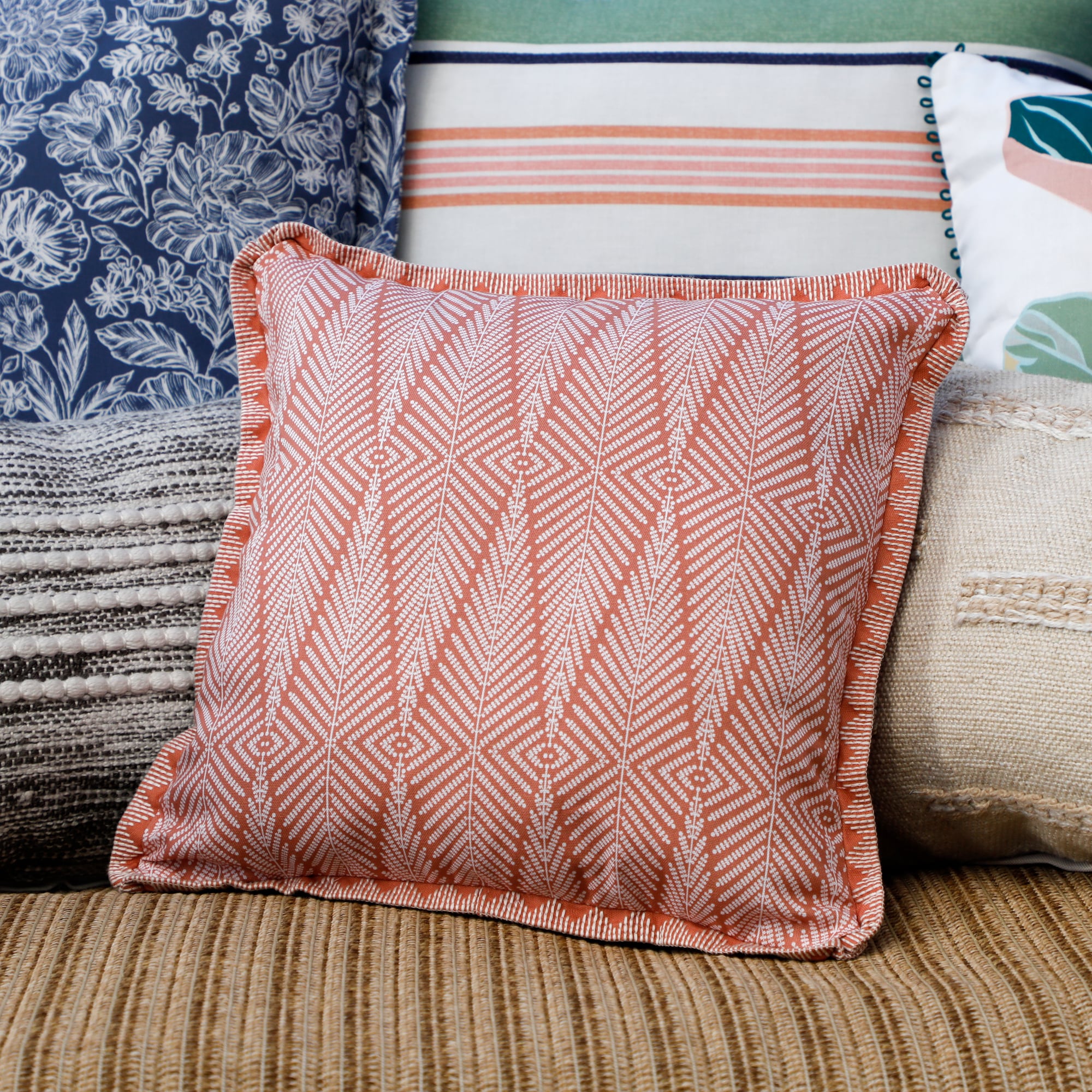Origin 21 TP0ES14A-9C8 Outdoor-Accent-Pillows - View #13
