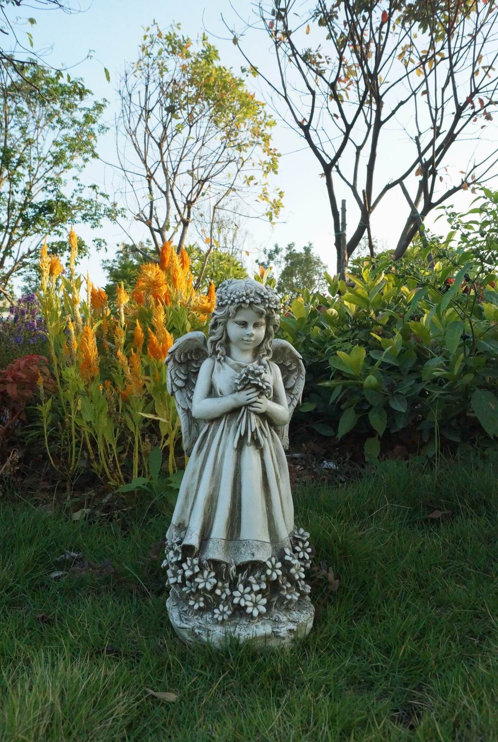 Hi-Line Gift 75596-B Garden-Statue - View #2