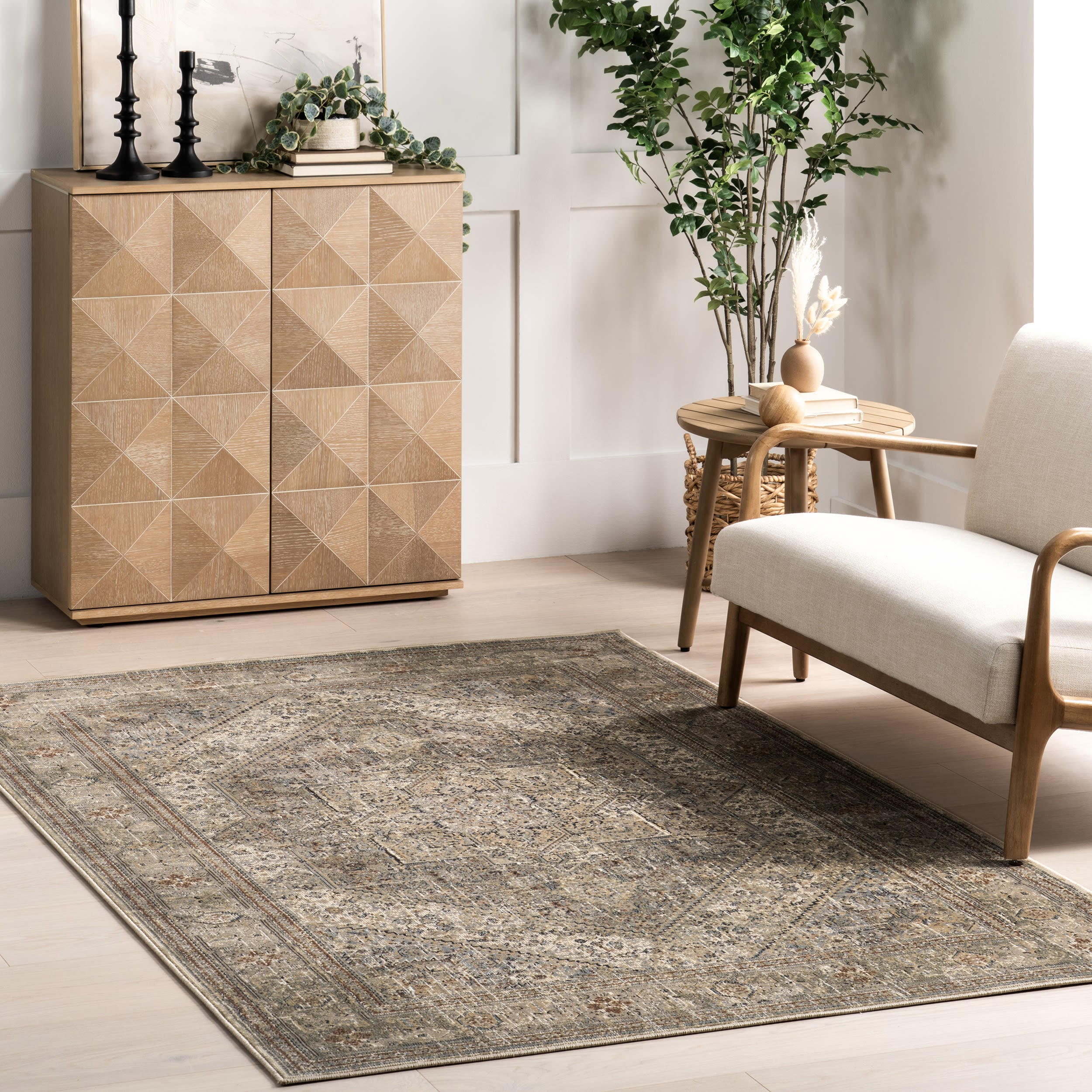 nuLOOM OWMC07A-6709 6 x 9 (ft) Loomed Polypropylene Beige Rectangular Indoor Medallion Vintage Area rug