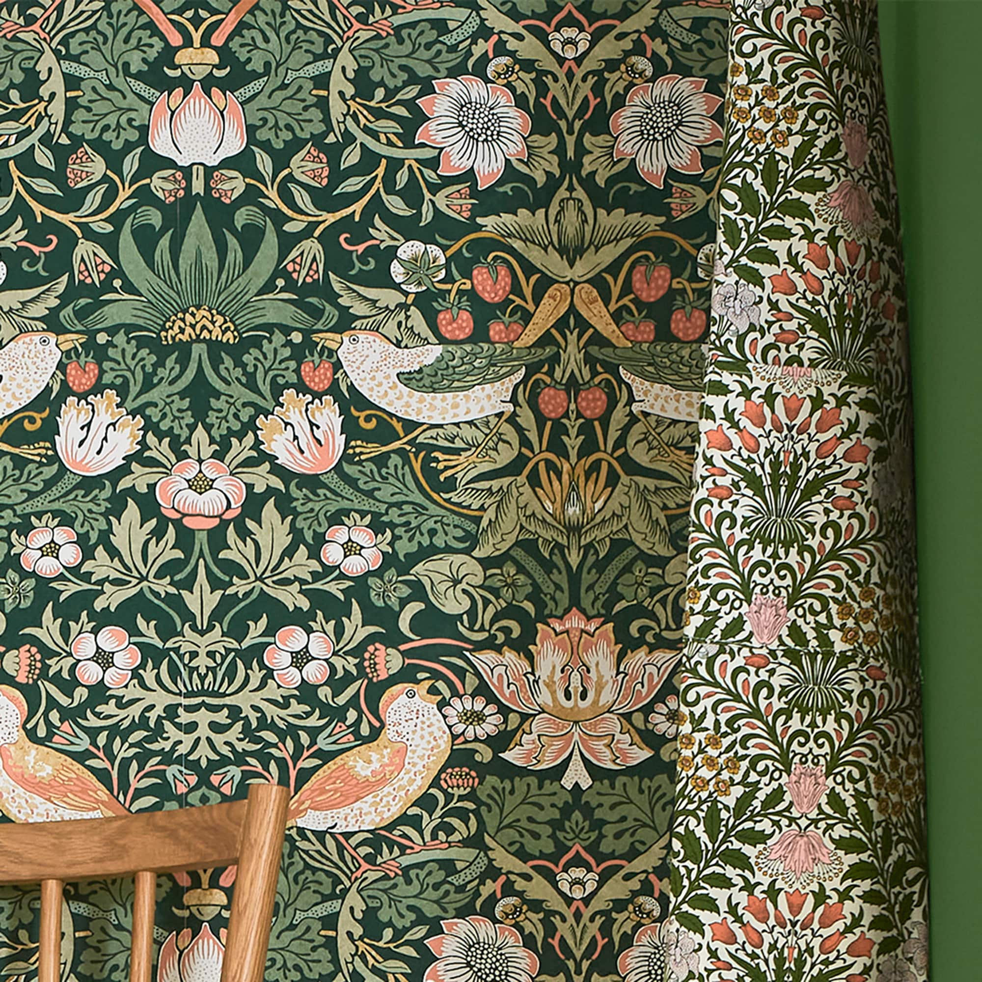 William Morris Green Floral Vinyl Wallpaper Double Roll