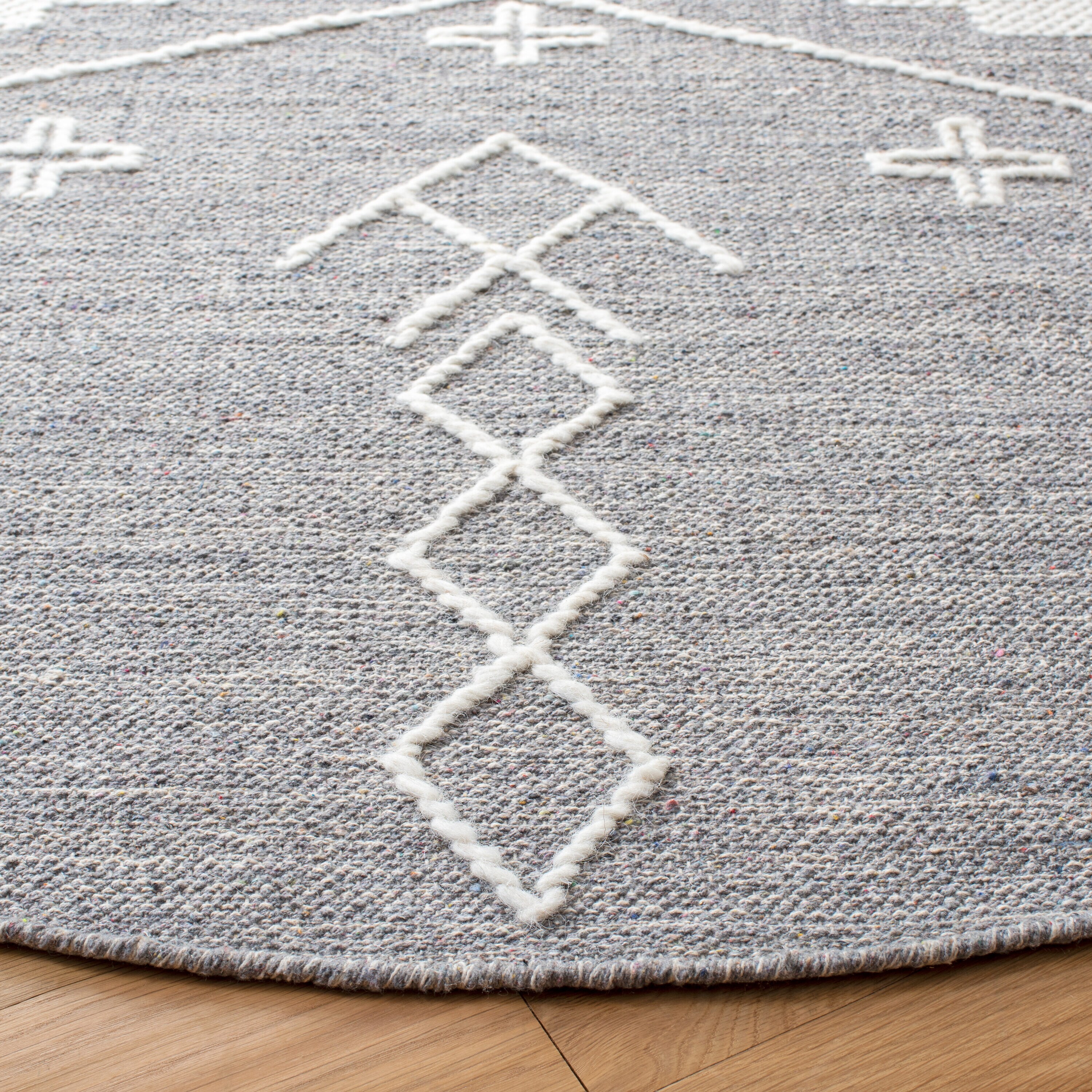 Safavieh KLM851F-6R rugs - View #3