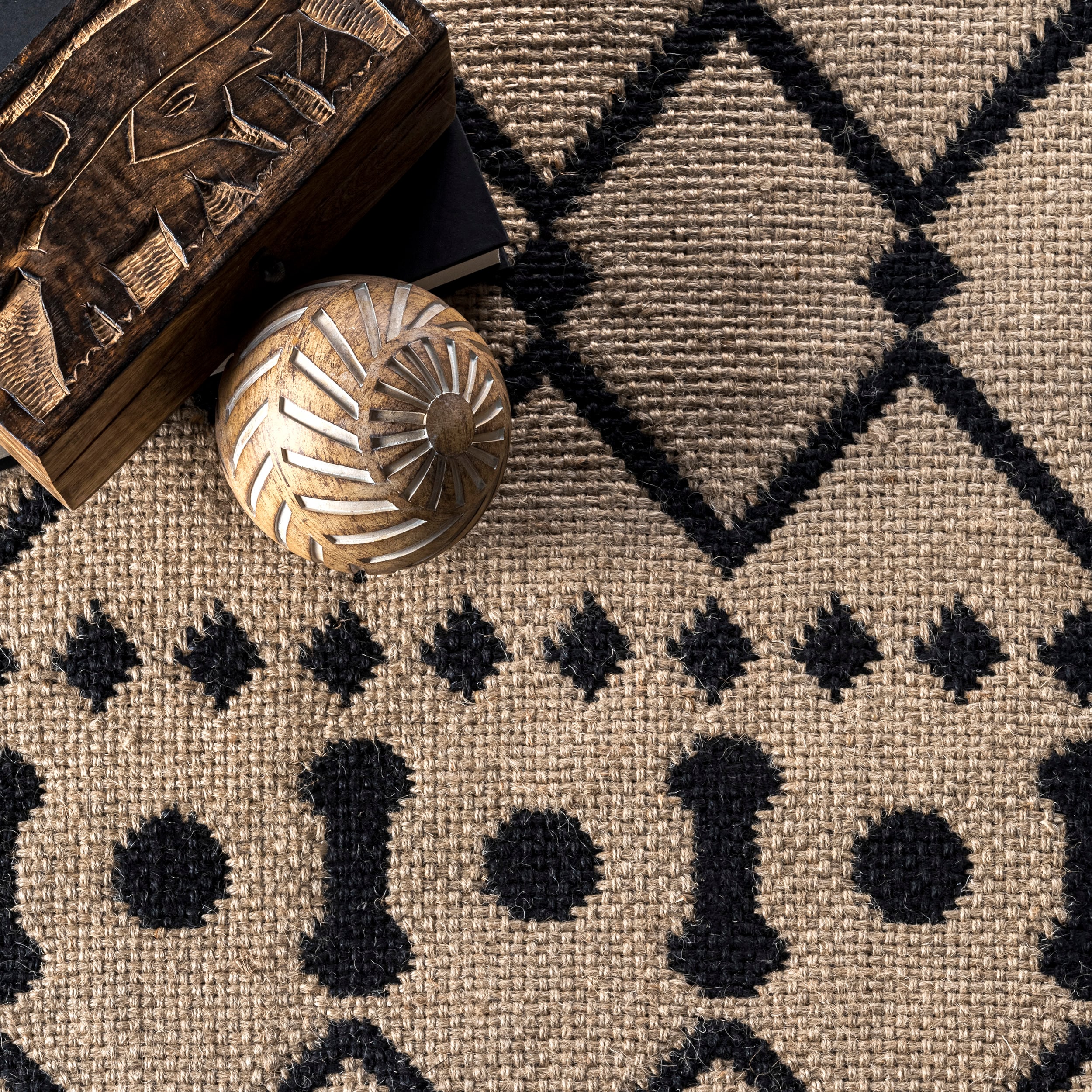 Natural Jute 5' x 8' Handmade Trellis Area Rug
