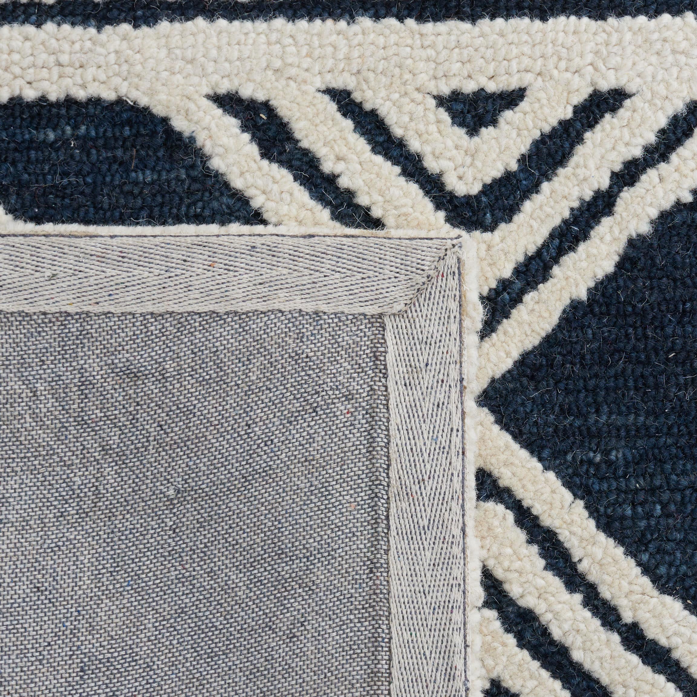 Safavieh CSB377A-4 rugs - View #3
