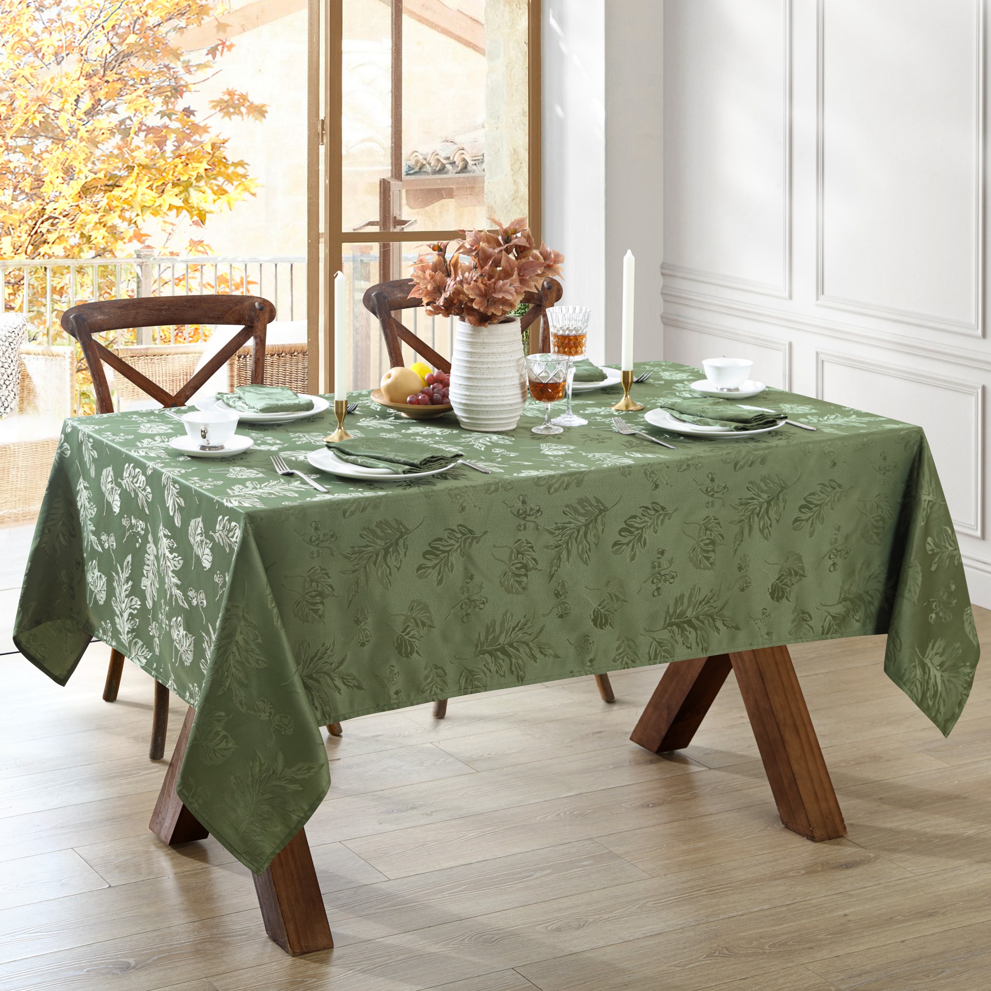 Elrene Home Fashions 194590260583 Elegant Woven Leaves Jacquard Damask 60x120 Indoor Green Table Cover for 8-ft rectangle