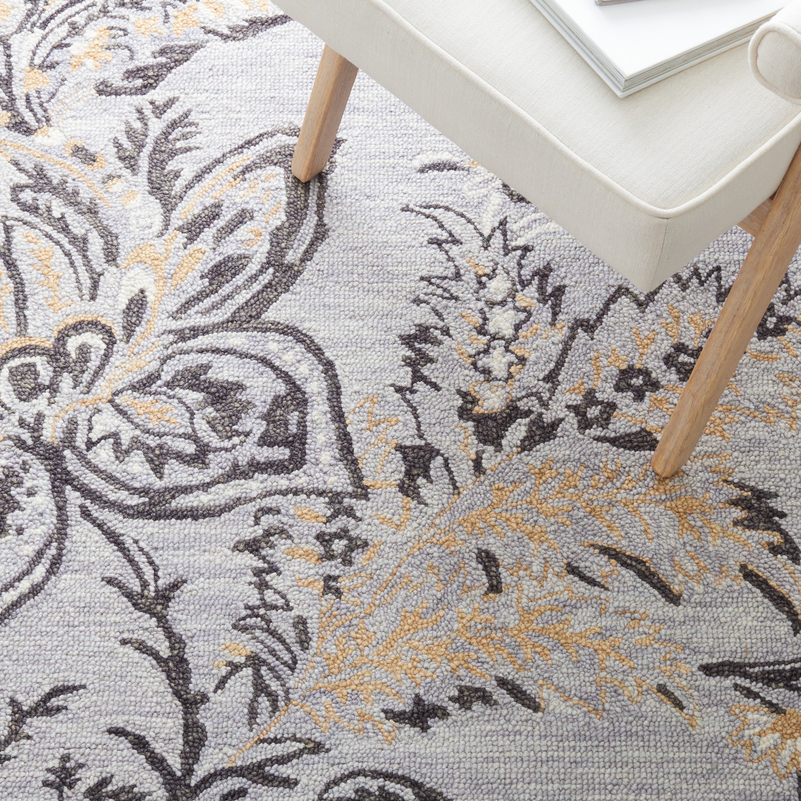 Handmade Gray Floral Tufted Wool Area Rug 4' x 6'