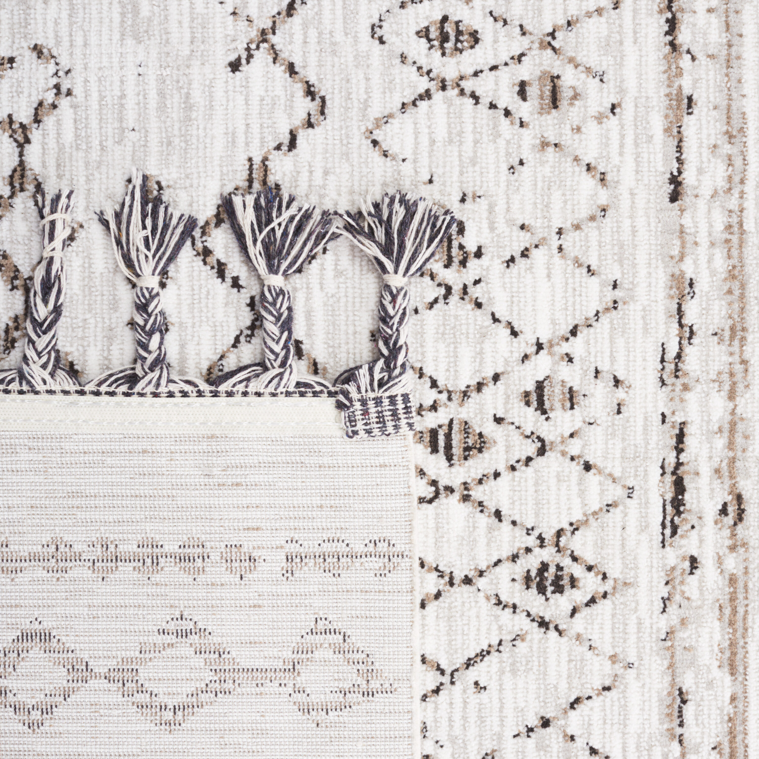 Safavieh DAK180A-5 rugs - View #3