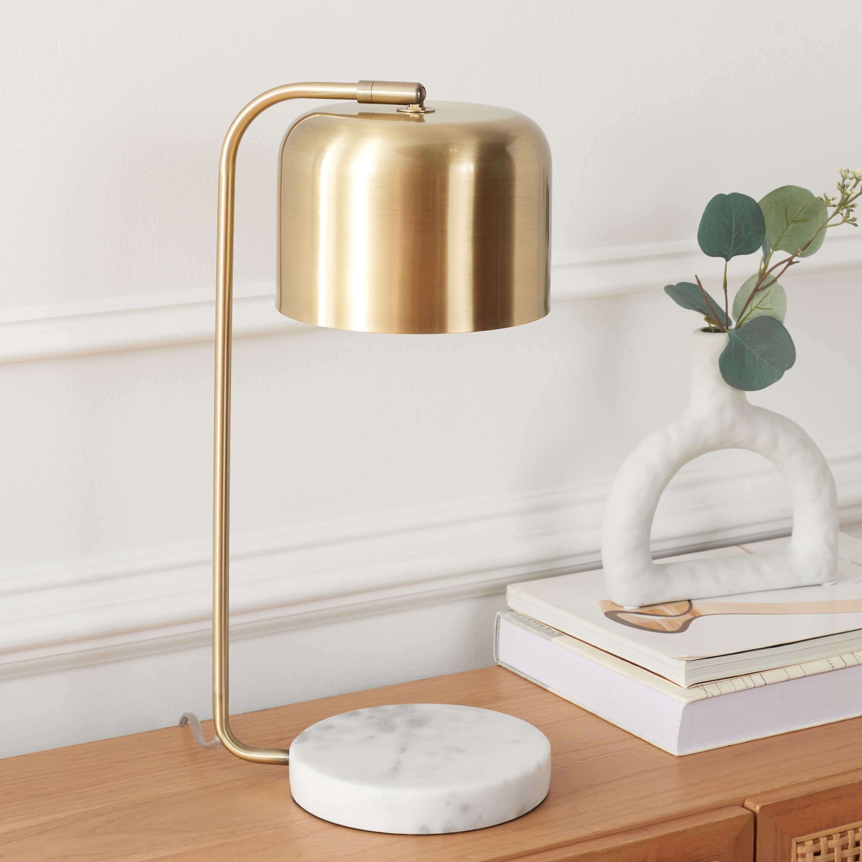 Safavieh - Foley 19 inch Table Lamp Brass / White