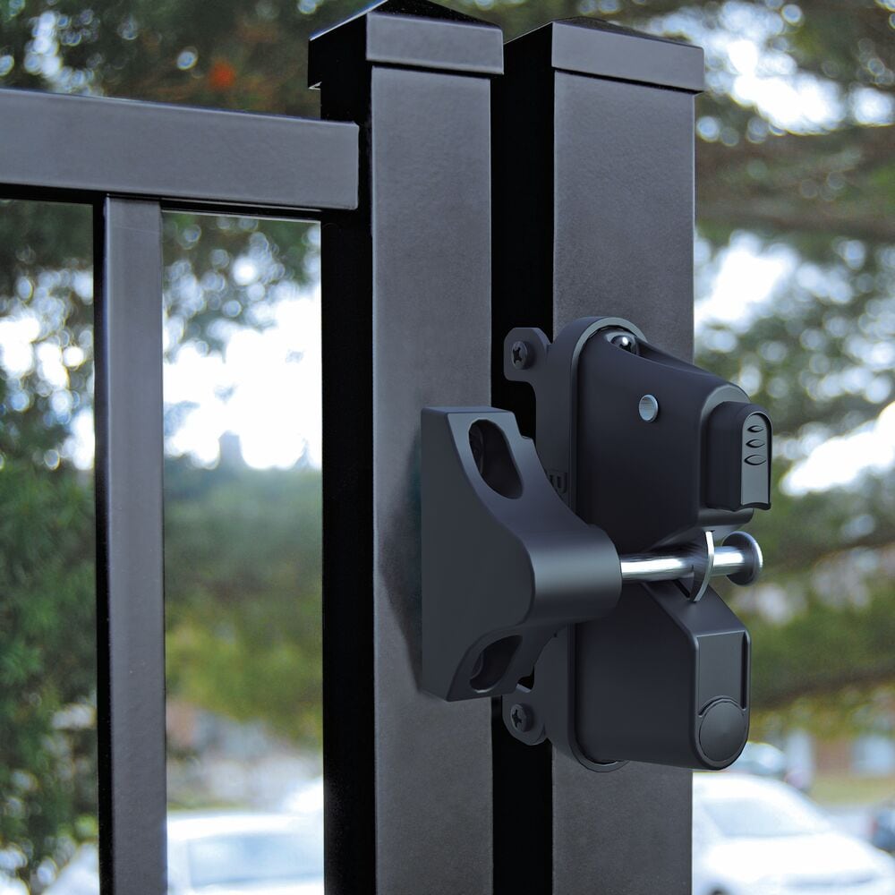 Barrette Outdoor Living Standard 3-1/4-in Black Gate Latch in the Gate ...