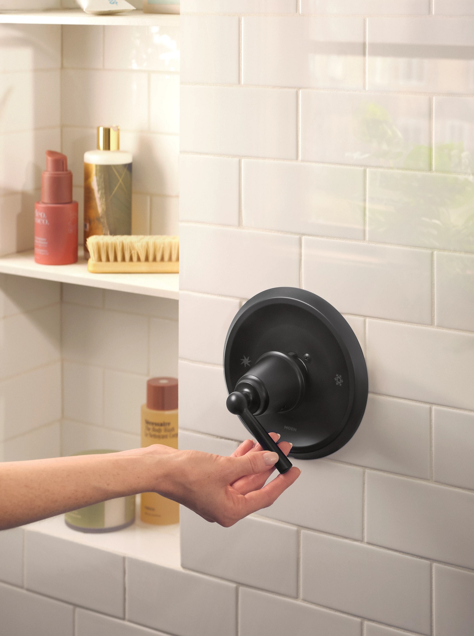 Moen 82348BL Tub-Shower-Faucets - View #9