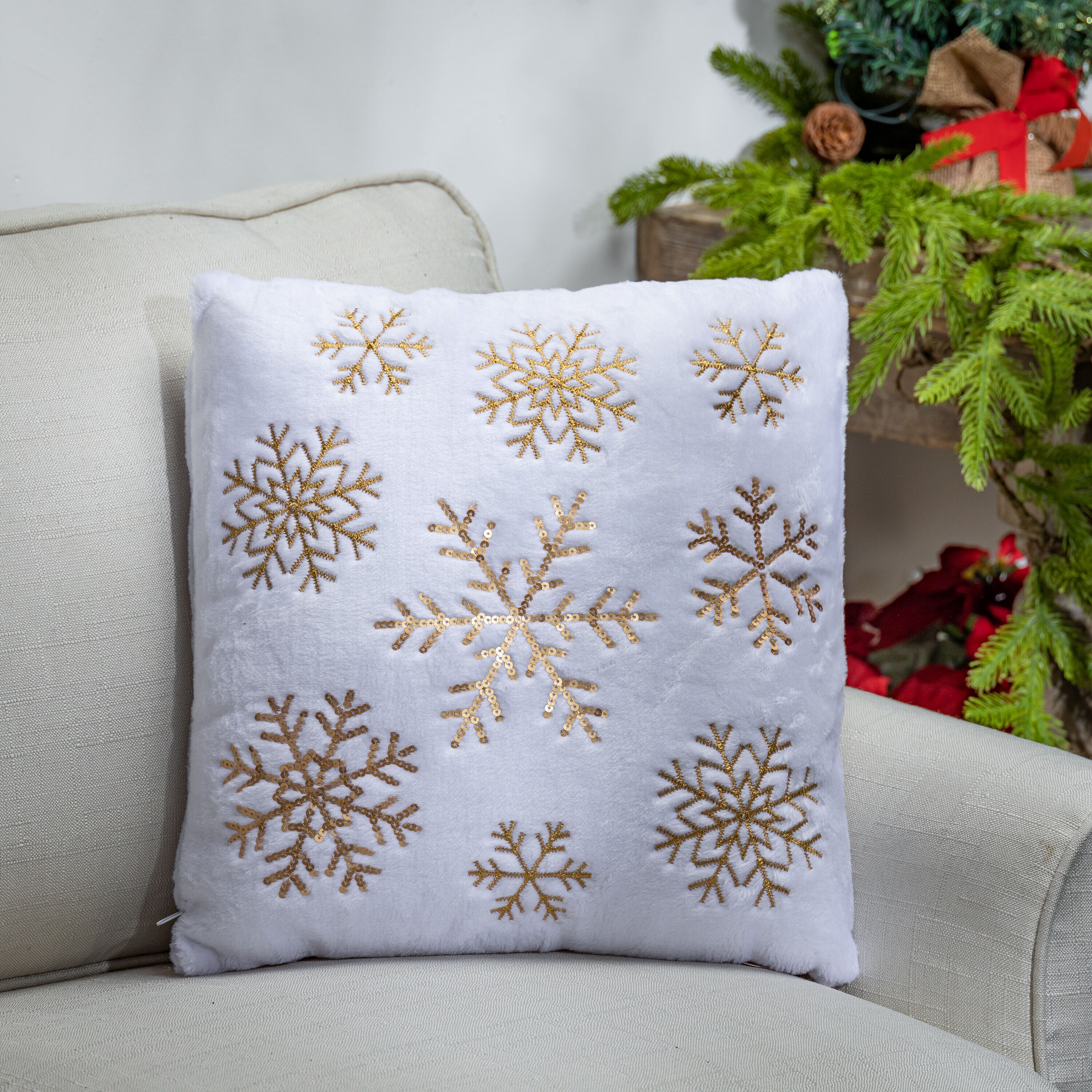 Gerson International 3-in Pillow Snowflake (2-Pack) Christmas Decor ...