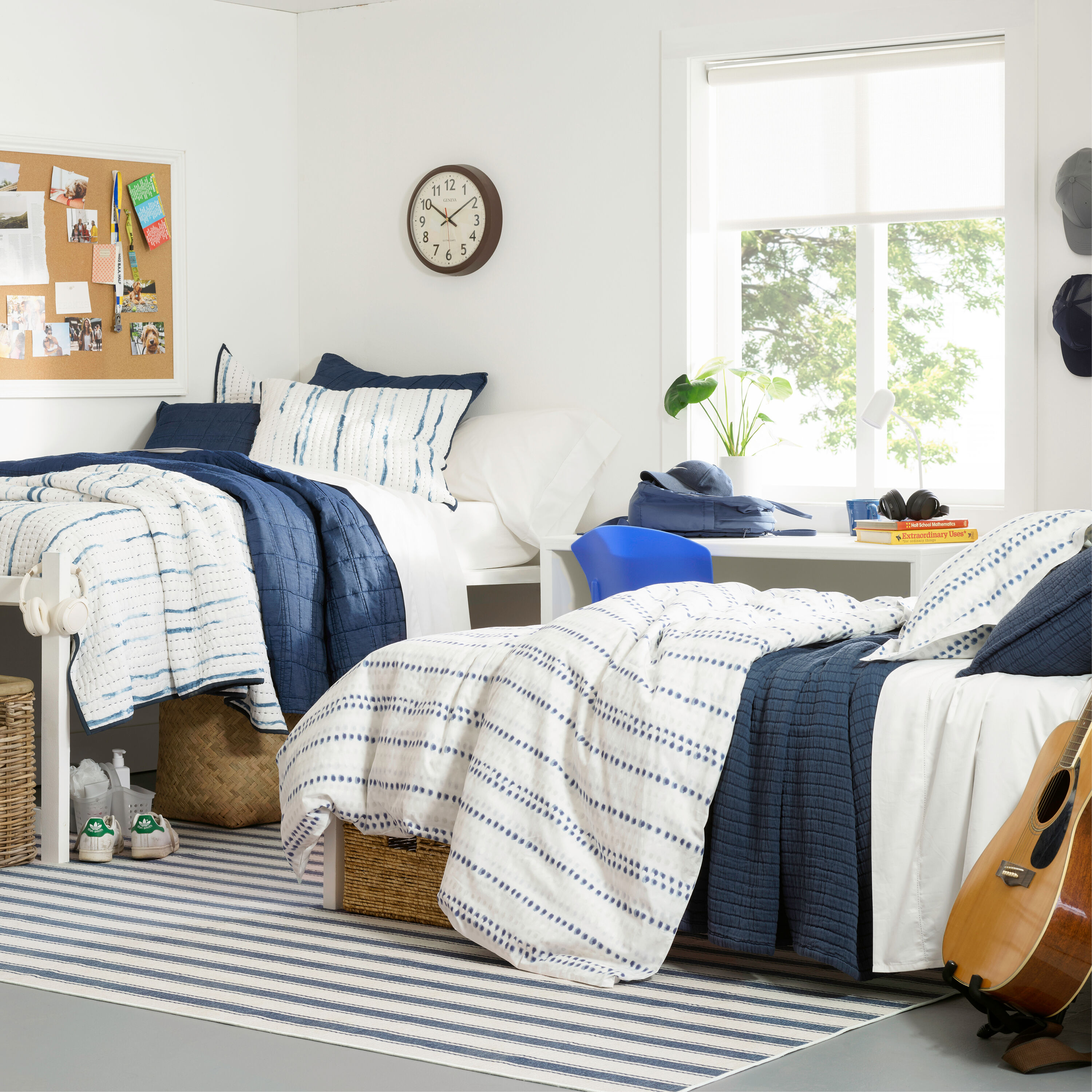 Blue and White Striped Washable Rectangular Rug 2' x 3'