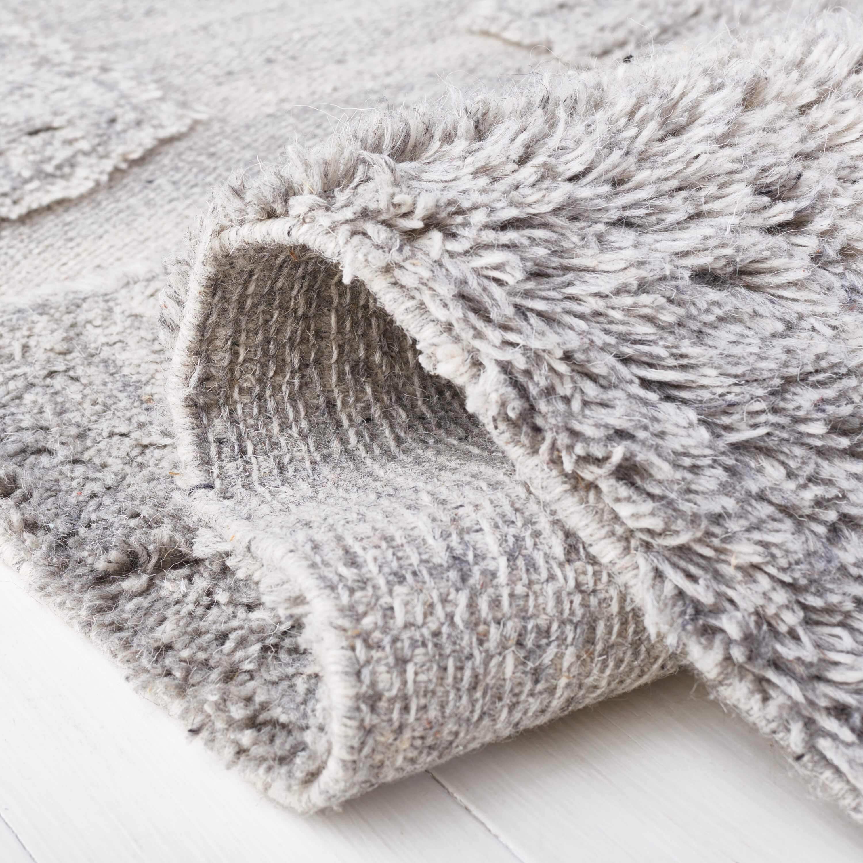 Safavieh MAN550F-4 rugs - View #7