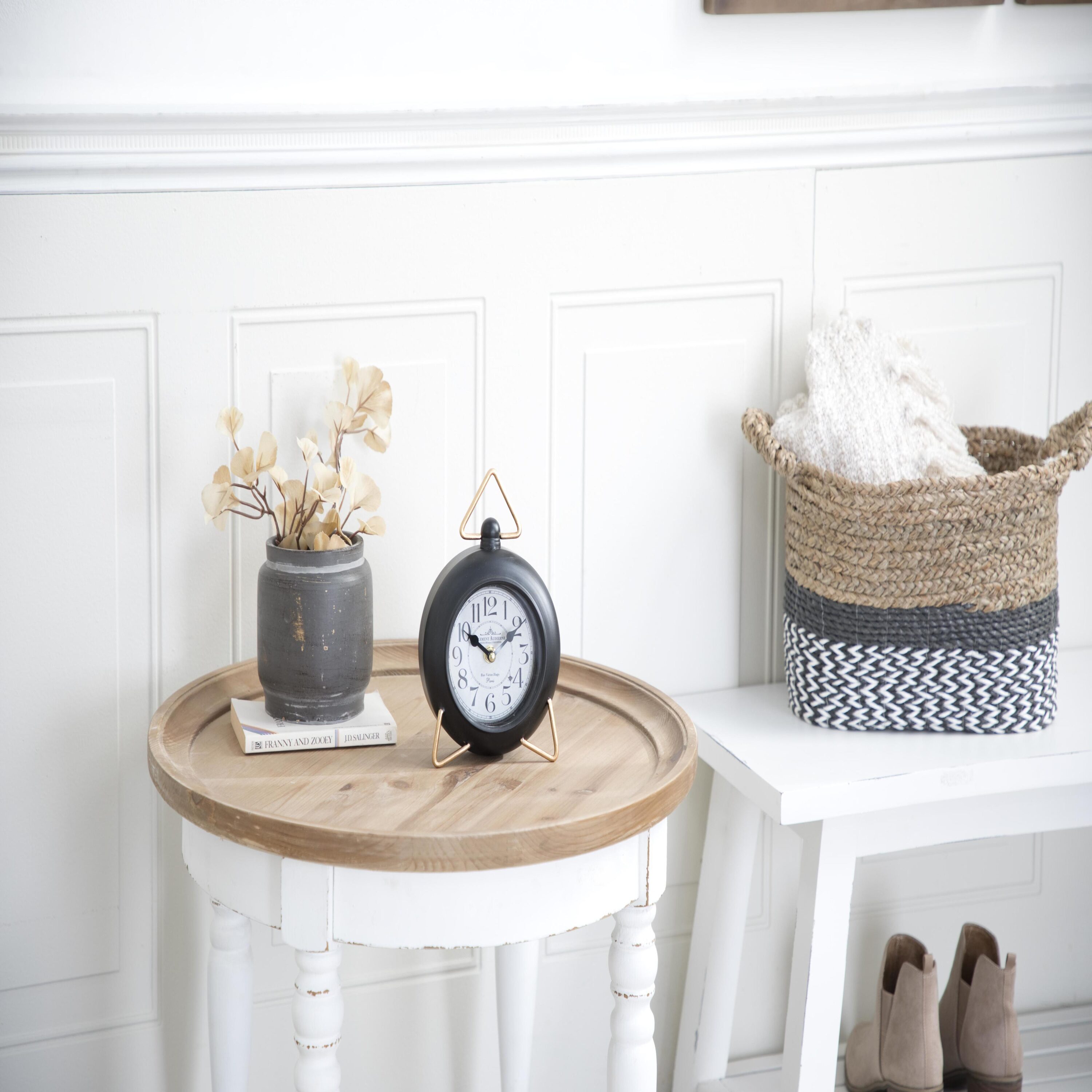 Grayson Lane 90792 Analog Round Tabletop Farmhouse