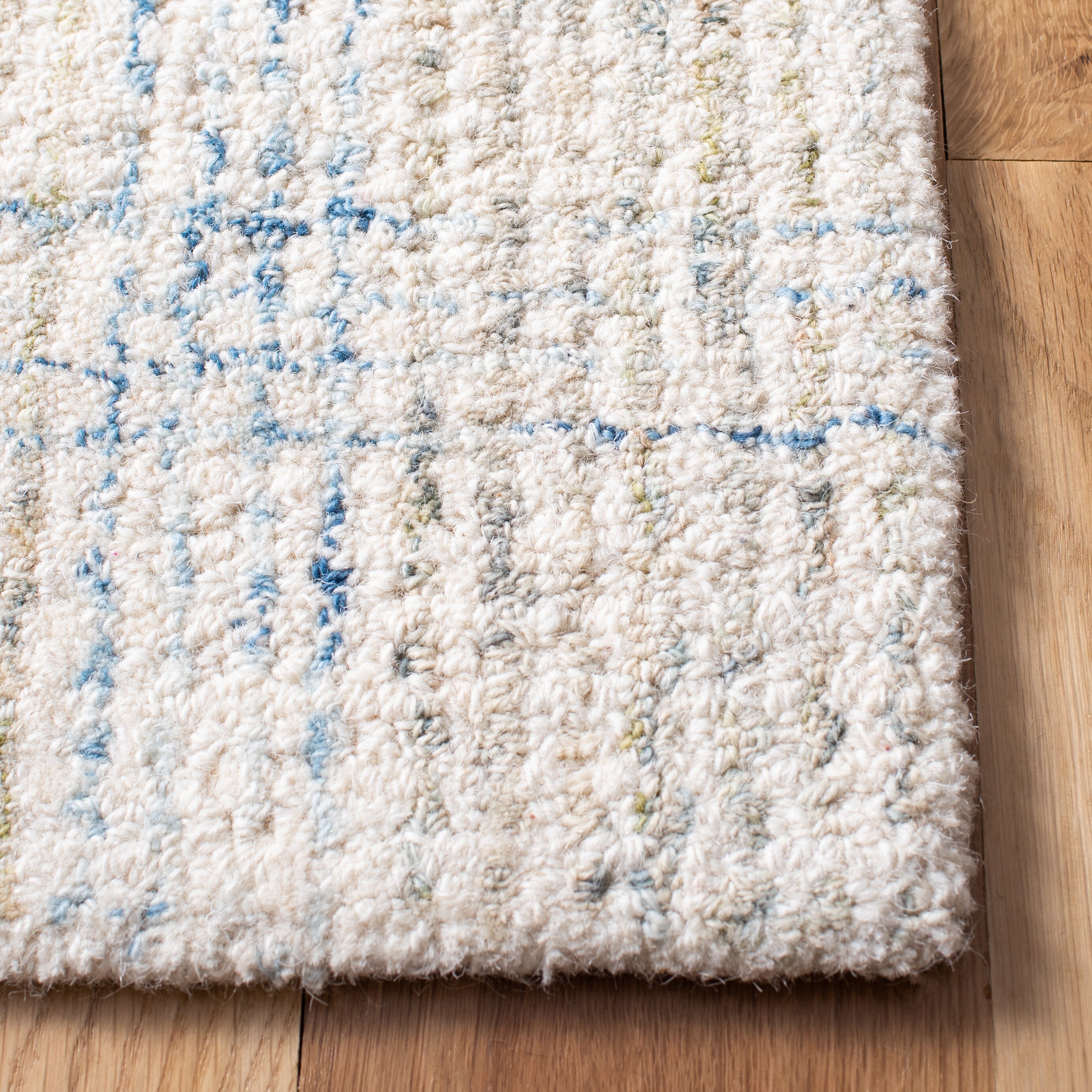 Ivory Abstract Tufted Wool Rectangular Area Rug, 4' x 6'