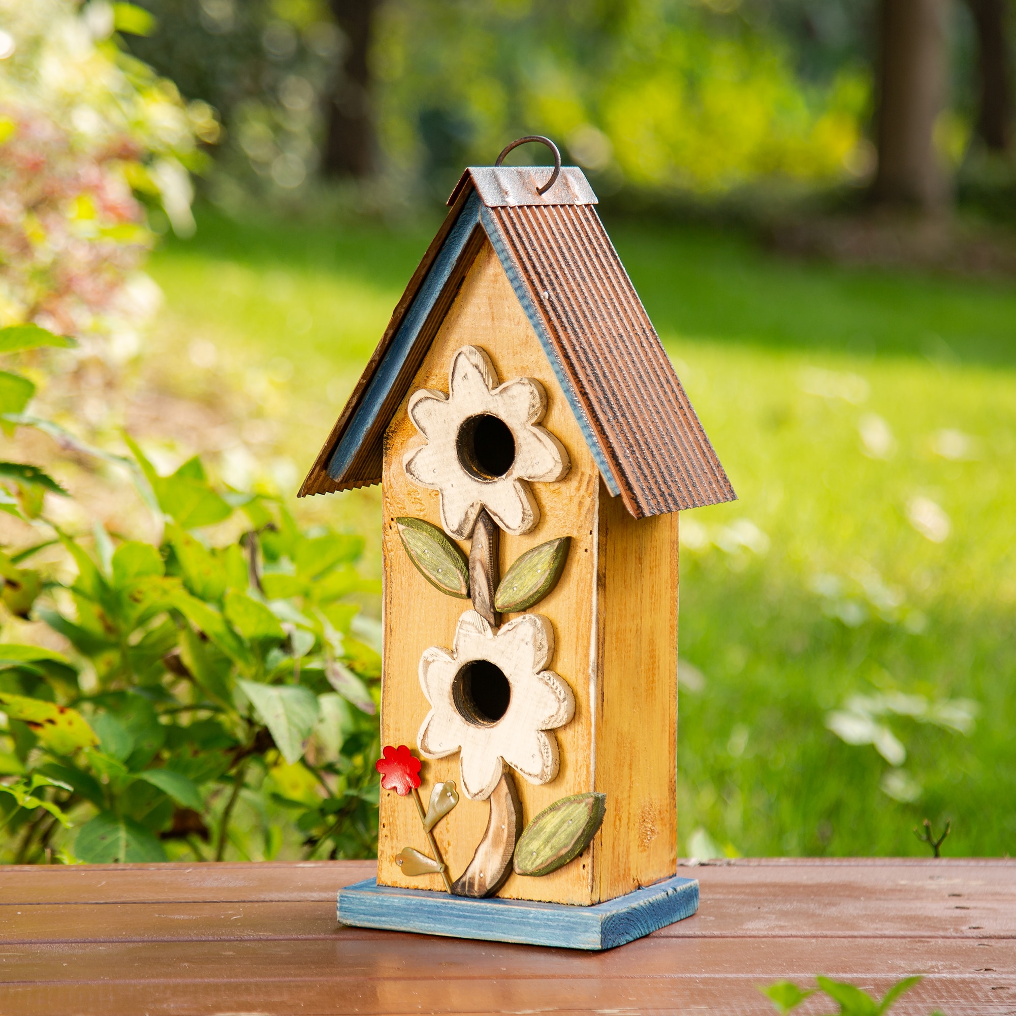 Glitzhome 13.75-in H Multi Wood Decorative Bird House in the Bird ...