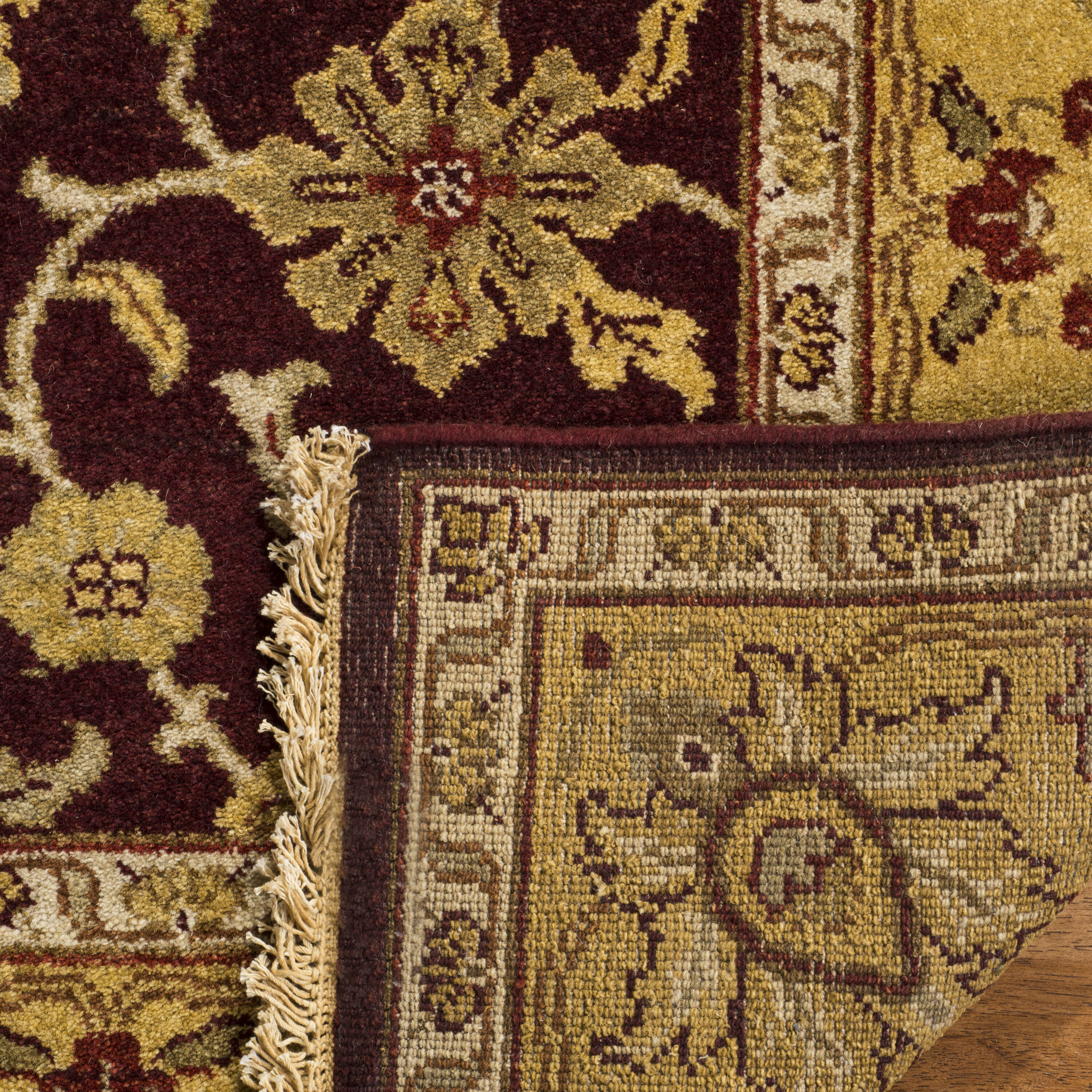 Safavieh OW224A-4 rugs - View #2