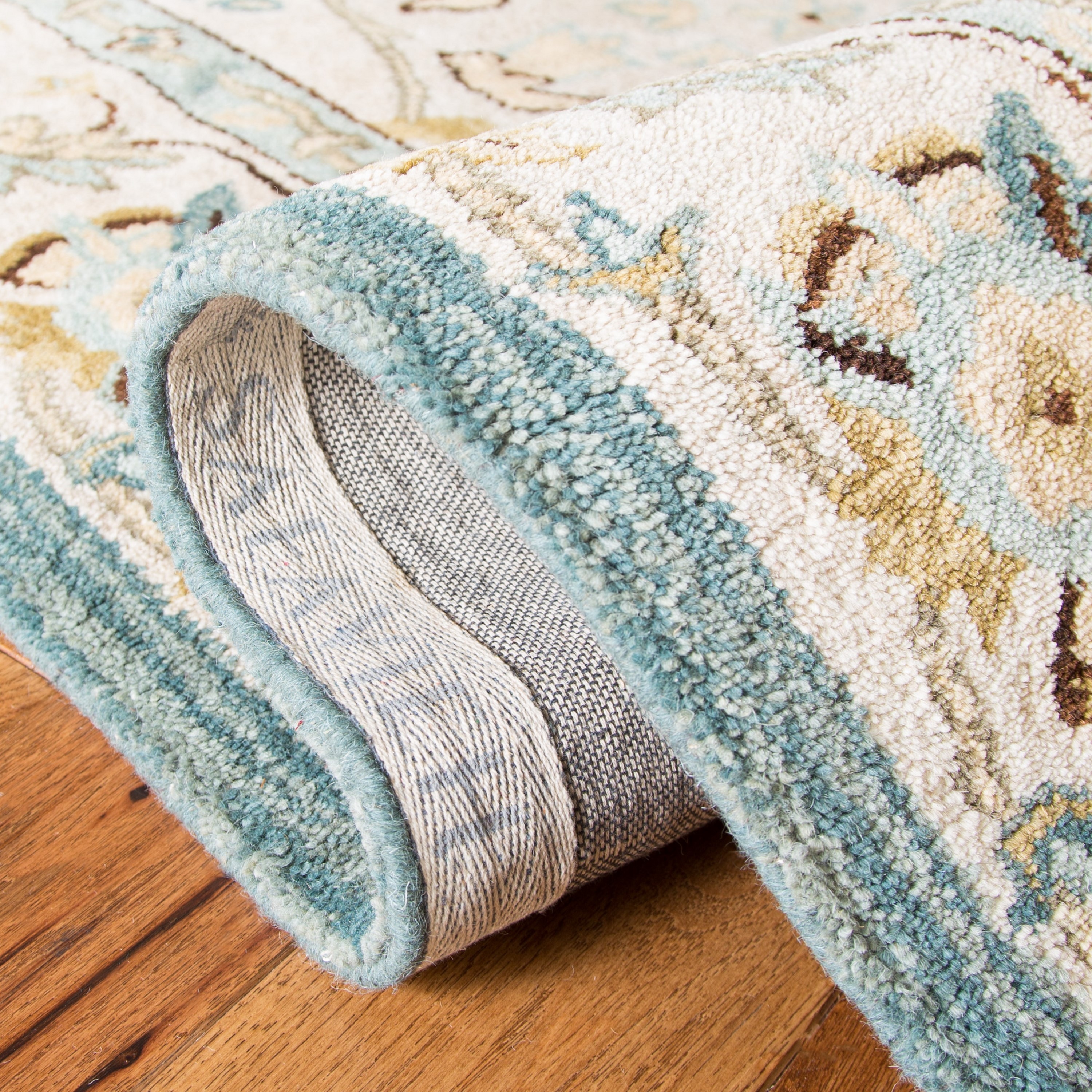 Safavieh AT812B-6 rugs - View #4