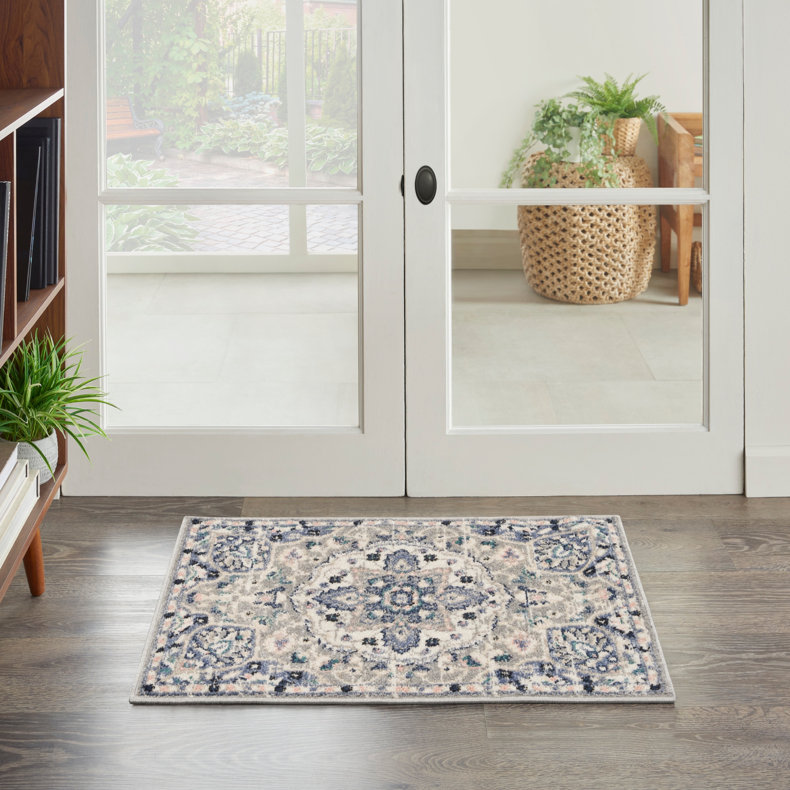 Vintage Floral Medallion Grey/Multi Synthetic Area Rug