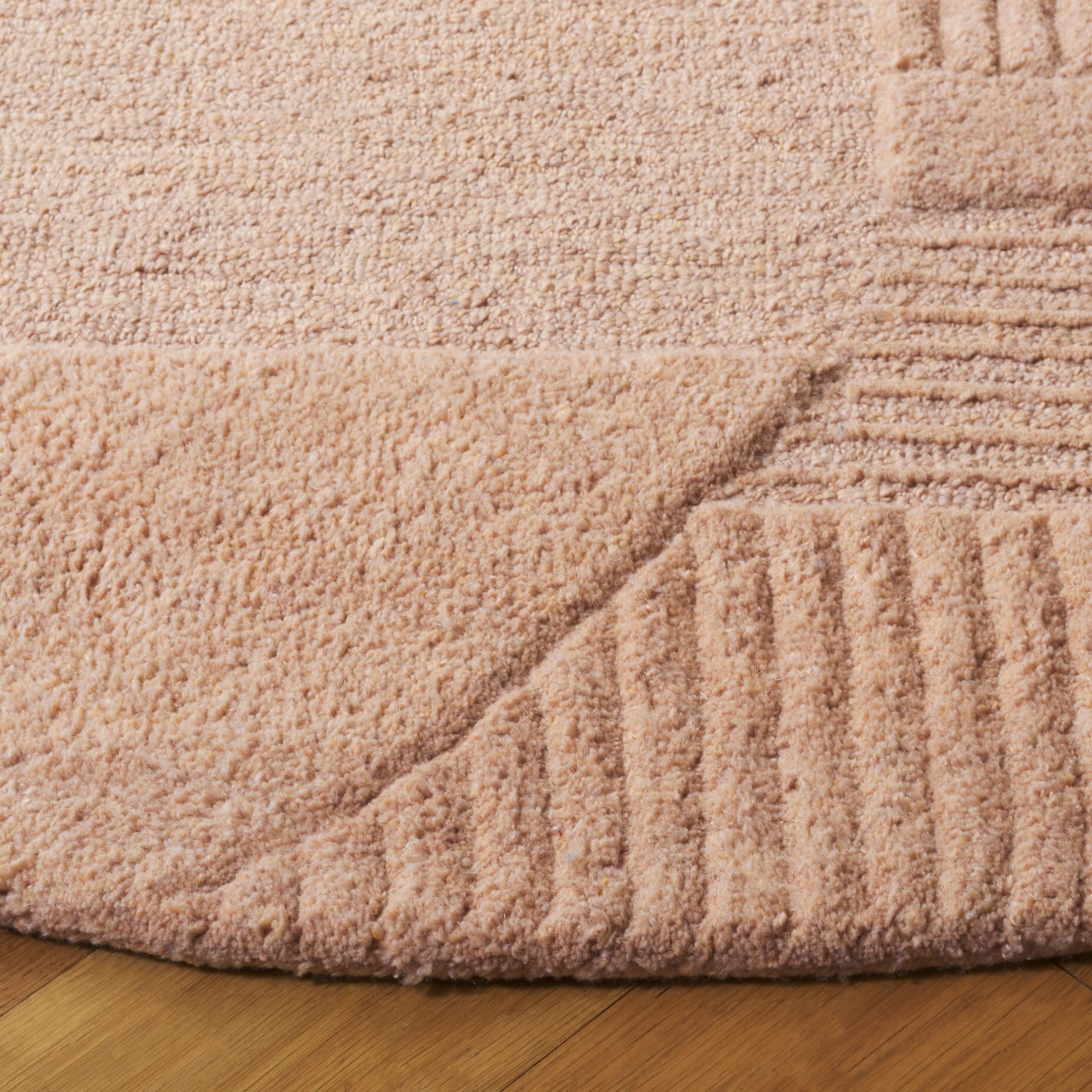 Safavieh HVT401T-6R rugs - View #3