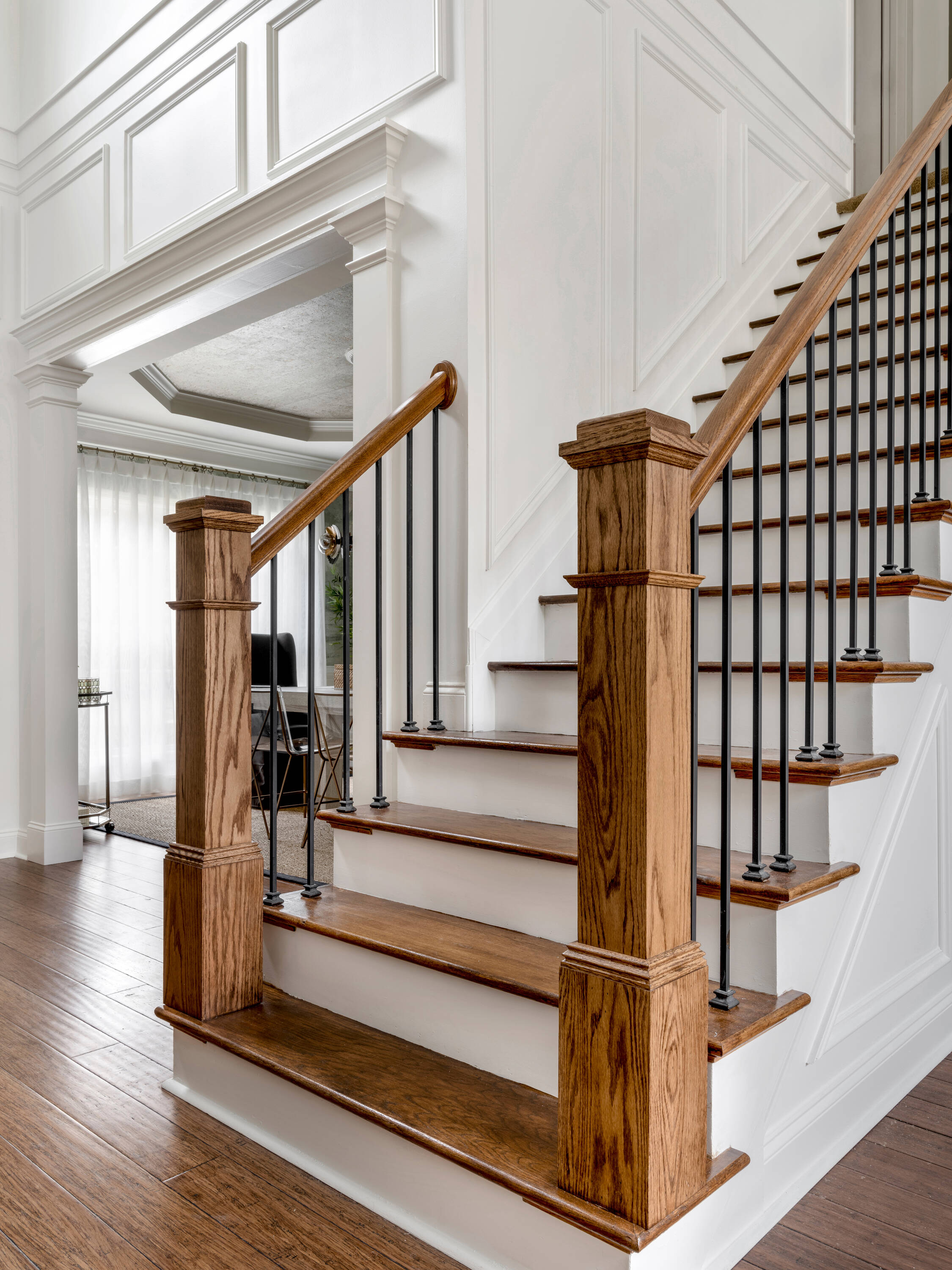  601016ETOAK Interior-Stairpart-Railing - View #13