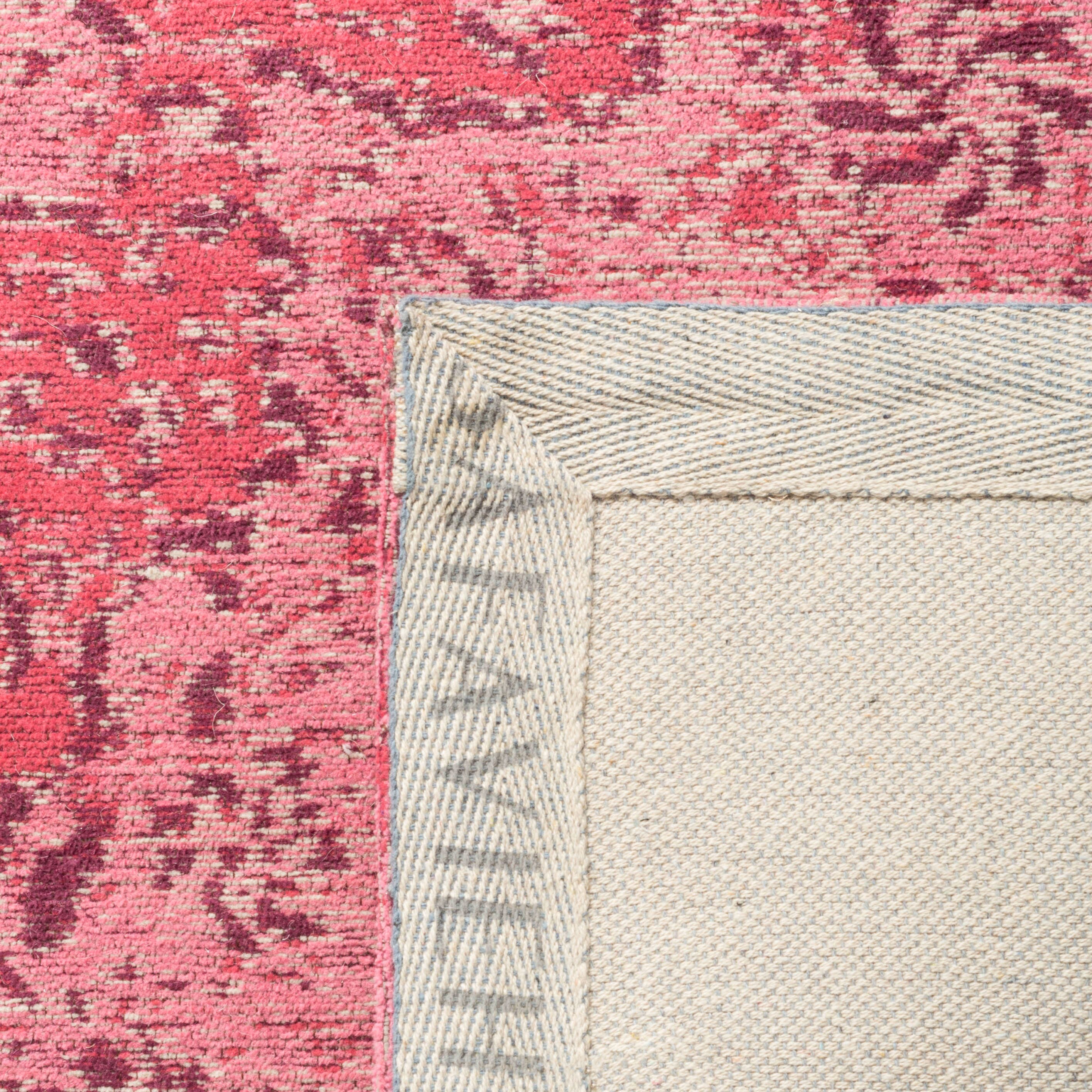 Safavieh CLV110R-28 rugs - View #4