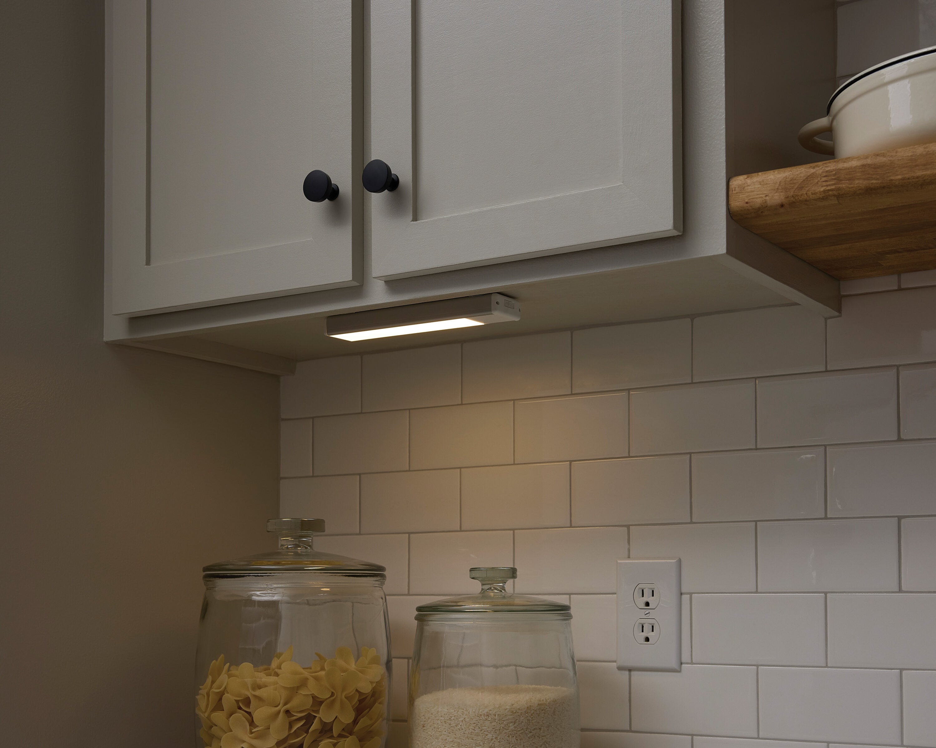 Utilitech TL-ELL21-9IN-S2-1.5W Led-Cabinet-Lighting - View #13