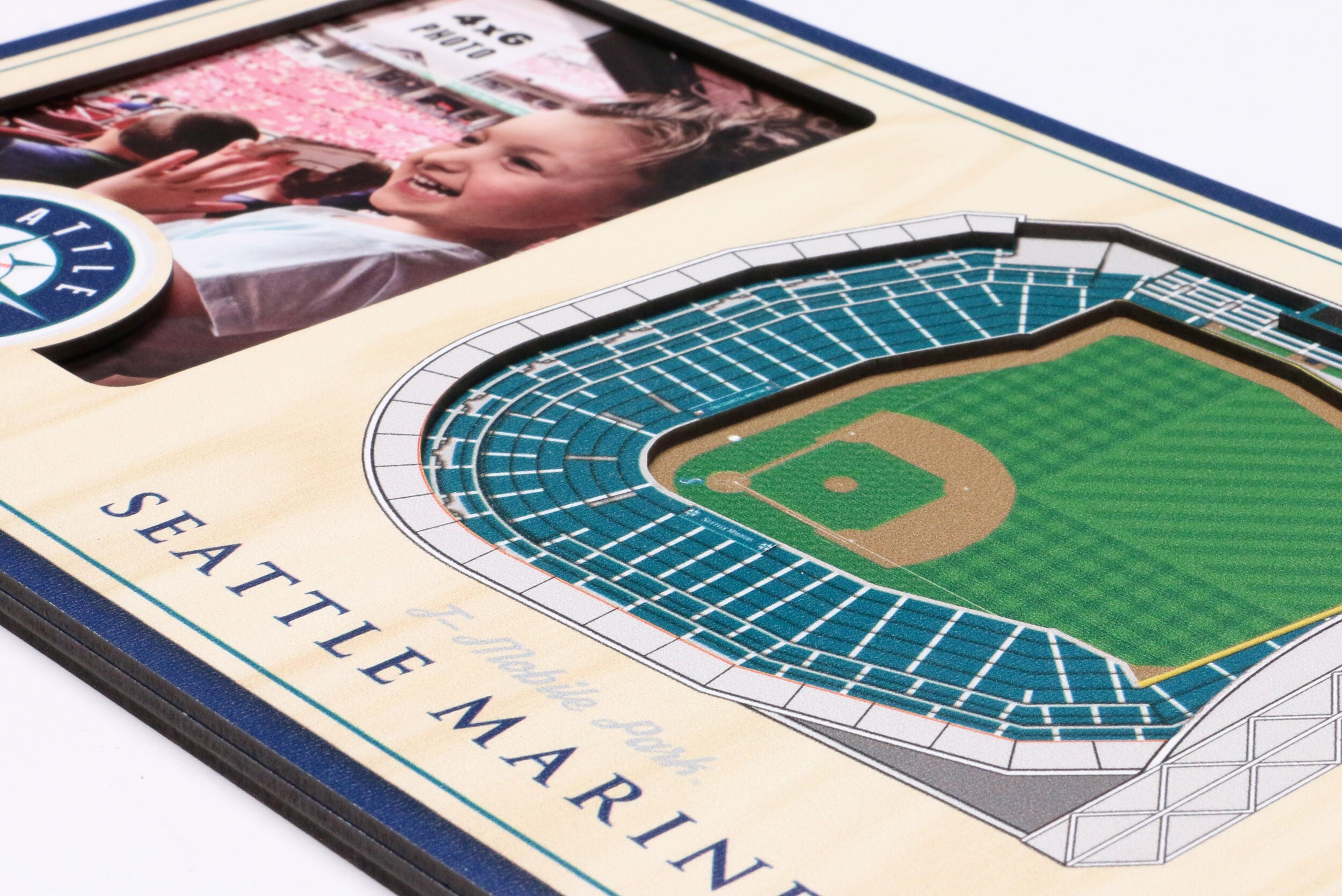 YouTheFan MLB Miami Marlins Wooden 8 in. x 32 in. 3D Stadium