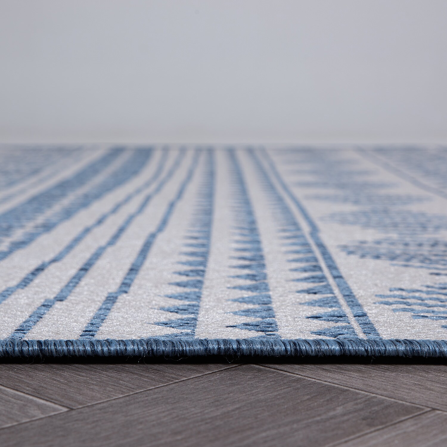 World Rug Gallery 122BLUE5X7 rugs - View #4
