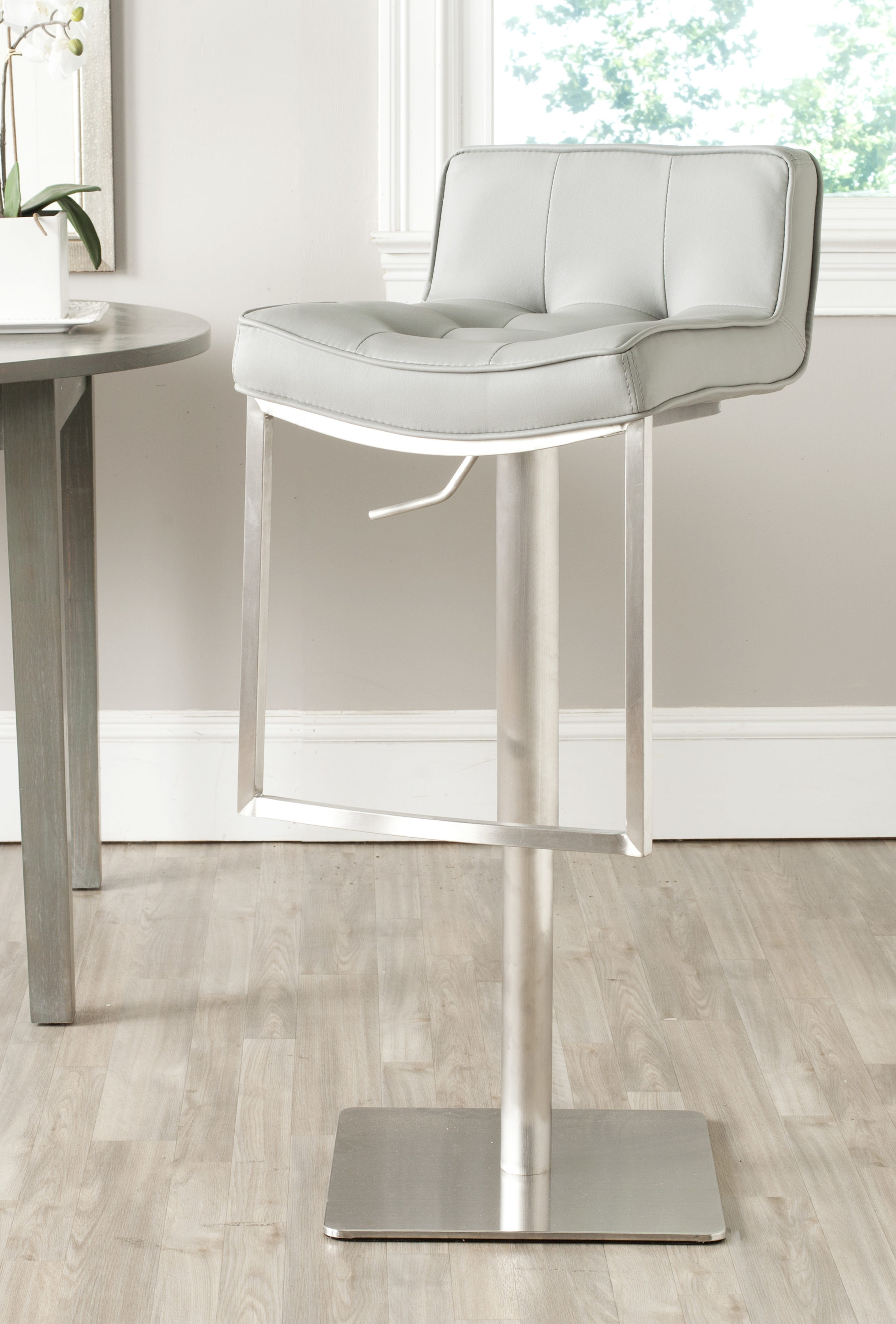 Safavieh FOX3005D stools - View #2