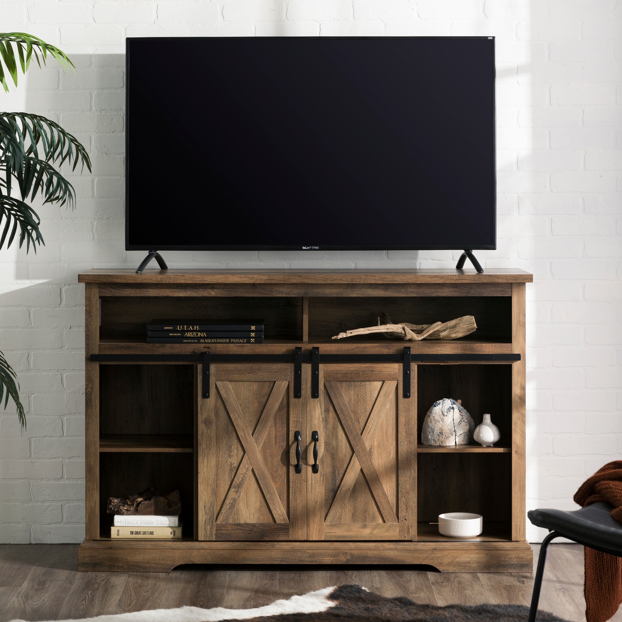 Walker Edison Transitional Rustic Oak Tv Stand (accommodates Tvs Up To 