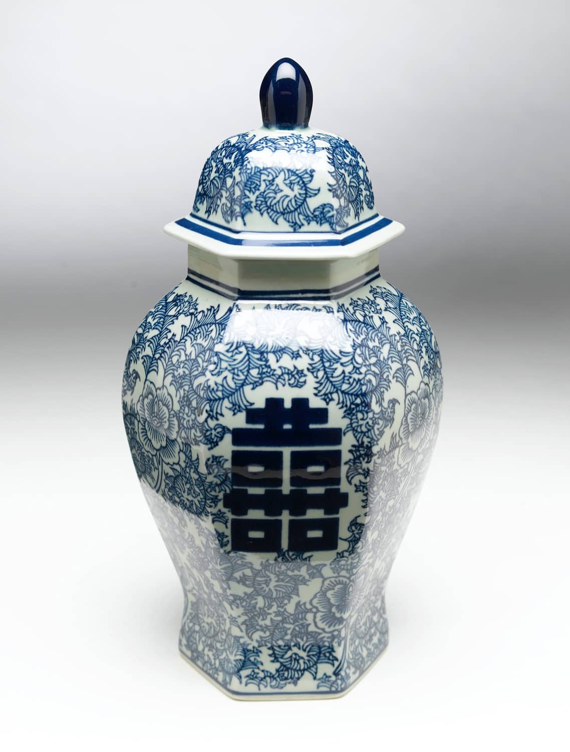 Zeckos AAI-59741 AA Importing 59741 Antiqued Pale Green And Blue Ceramic Ginger Jar With Lid