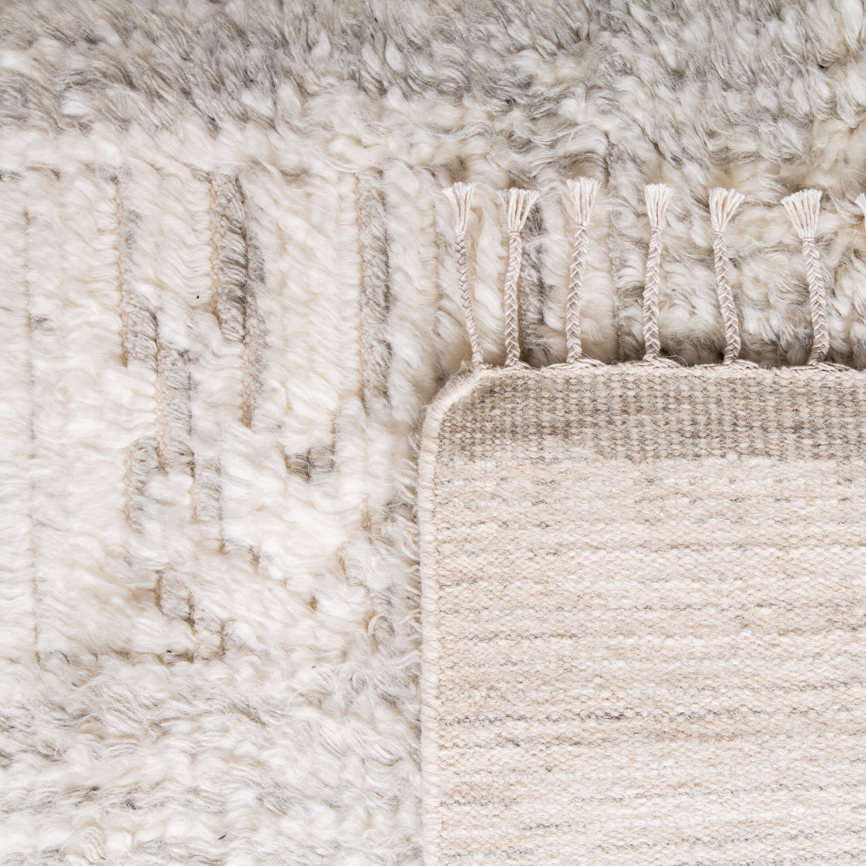 Safavieh MAN464F-5 rugs - View #3